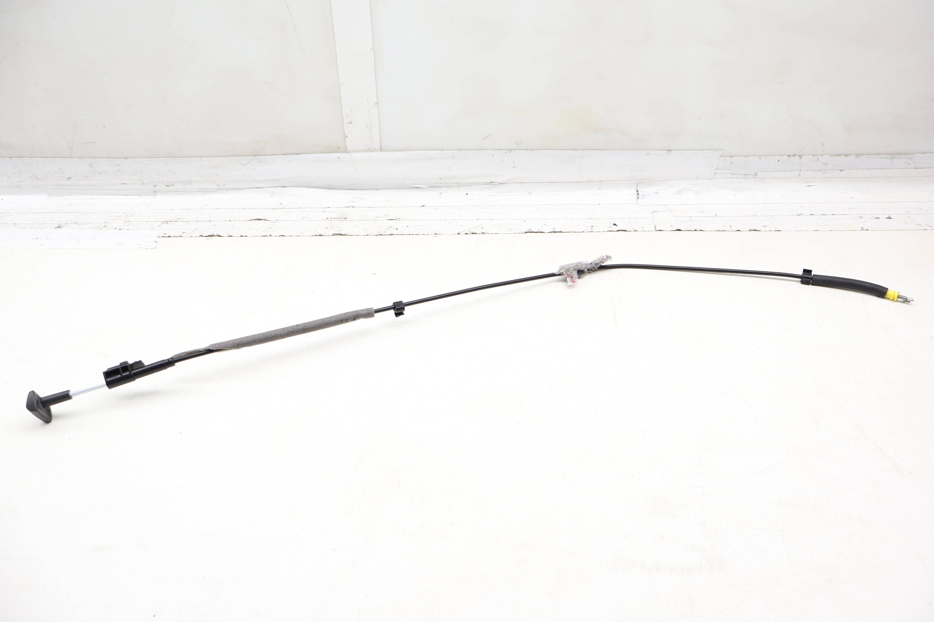 Seat Release Handle / Cable 561885682
