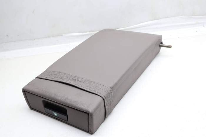 Seat Armrest / Arm Rest 8D9885081N main product photo