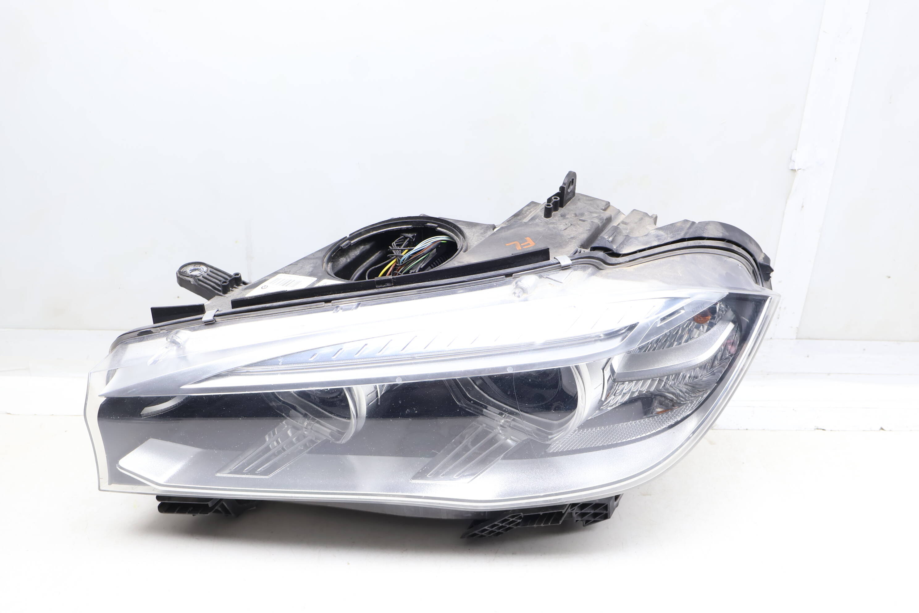 Adaptive Ahl Xenon Headlight / Headlamp 63117410681