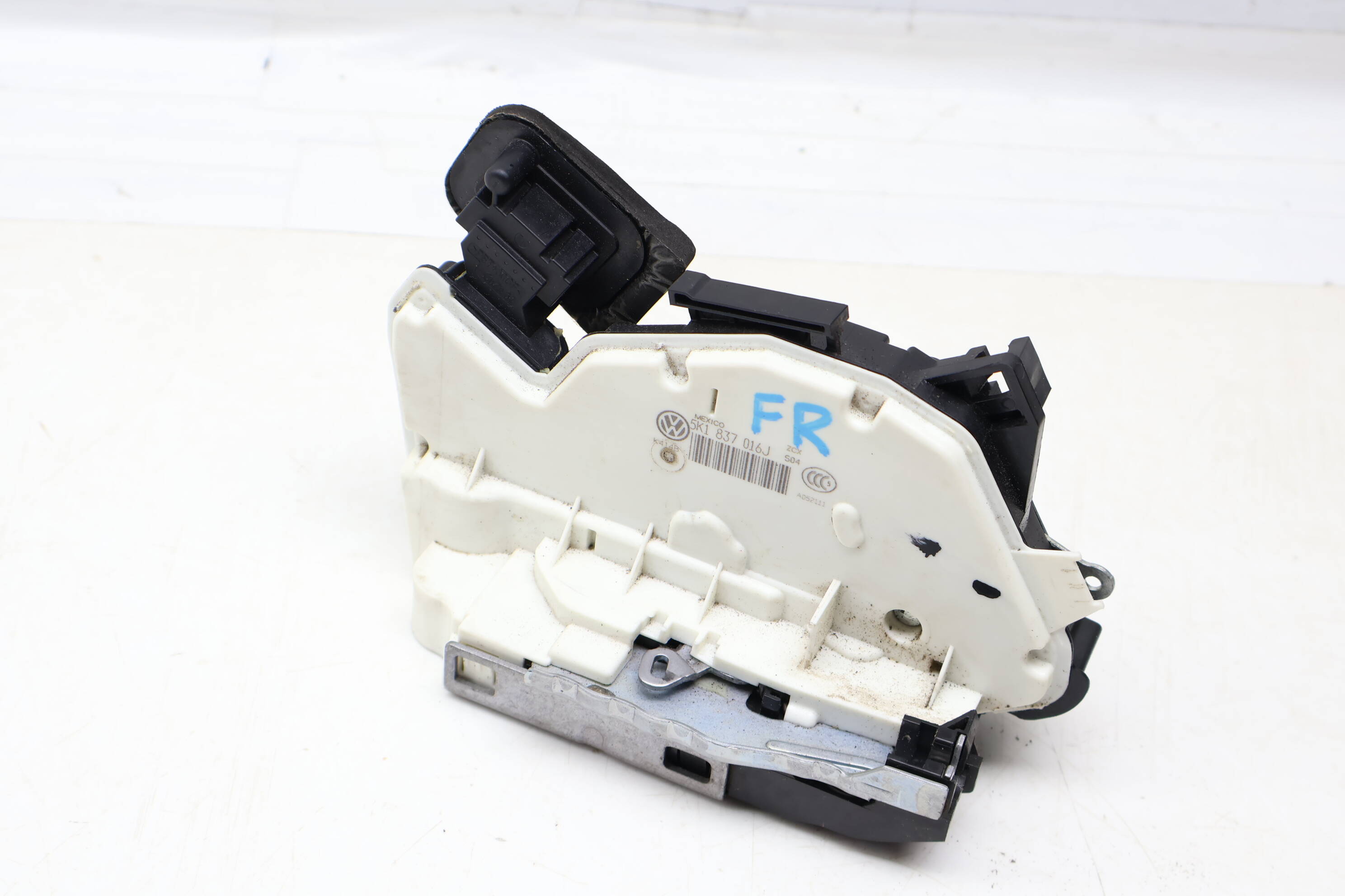 Door Latch / Lock Actuator 5K1837016J