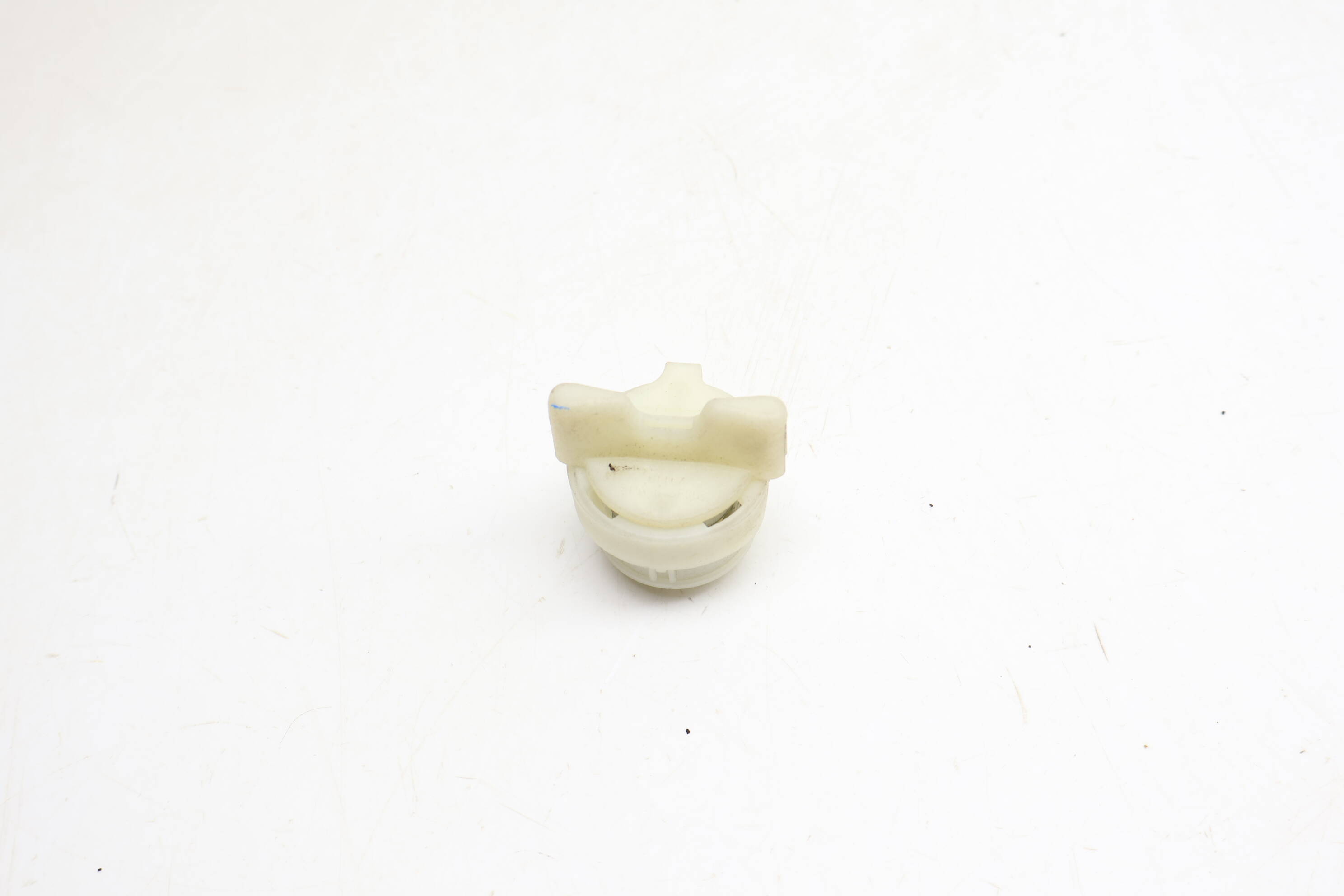 Outer Tail Light Screw / Fastener 5TA945300