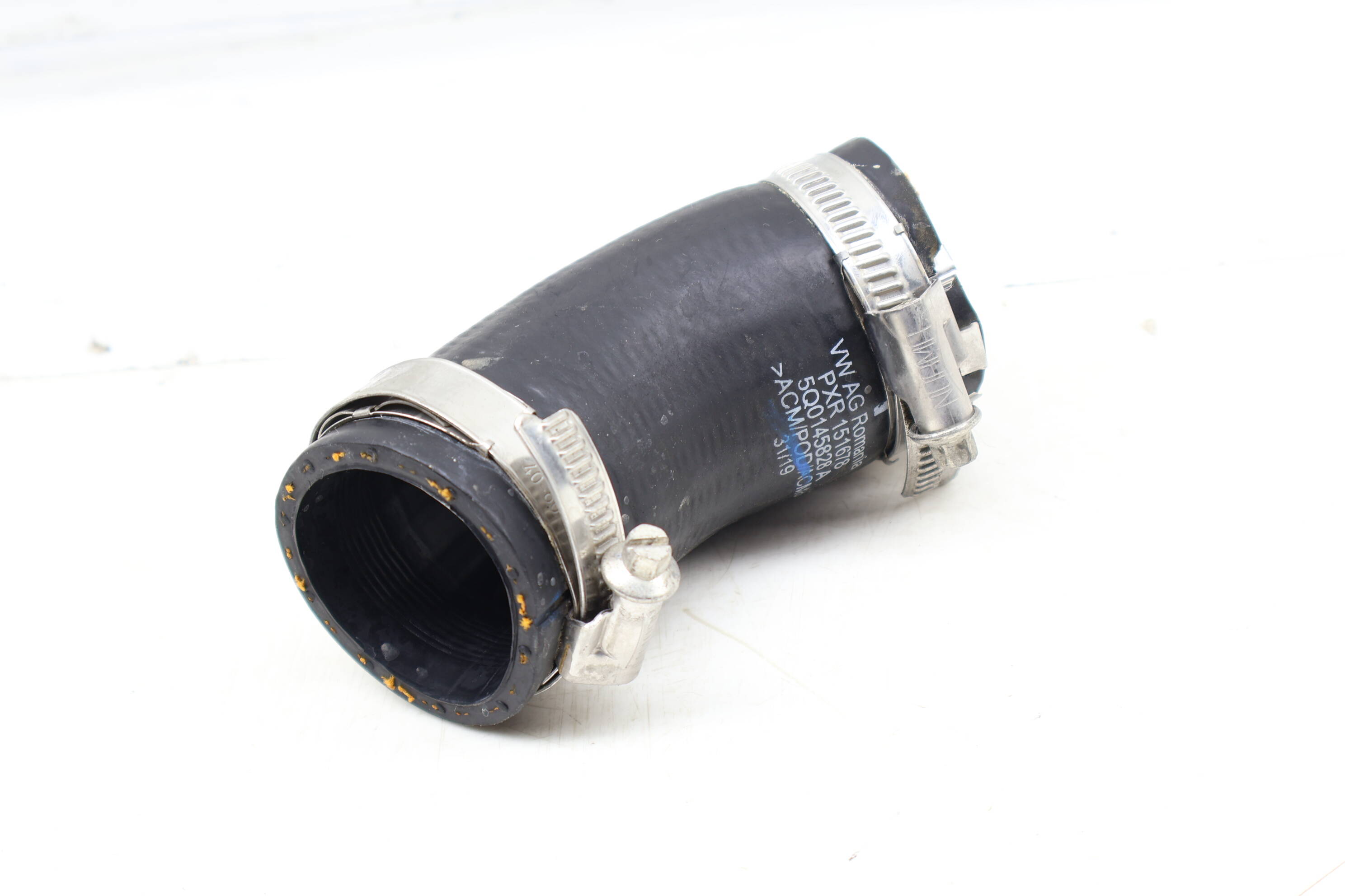 Turbo Intercooler Hose 5Q0145828A