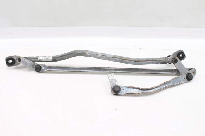 Windshield Wiper Transmission / Bracket 4F1955023B main product photo