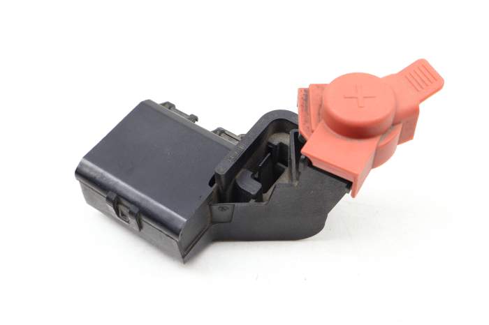 Positive Battery Terminal / Junction Box 61139367807 main product photo