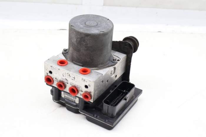 Abs Pump / Module Unit 8R0614517R main product photo