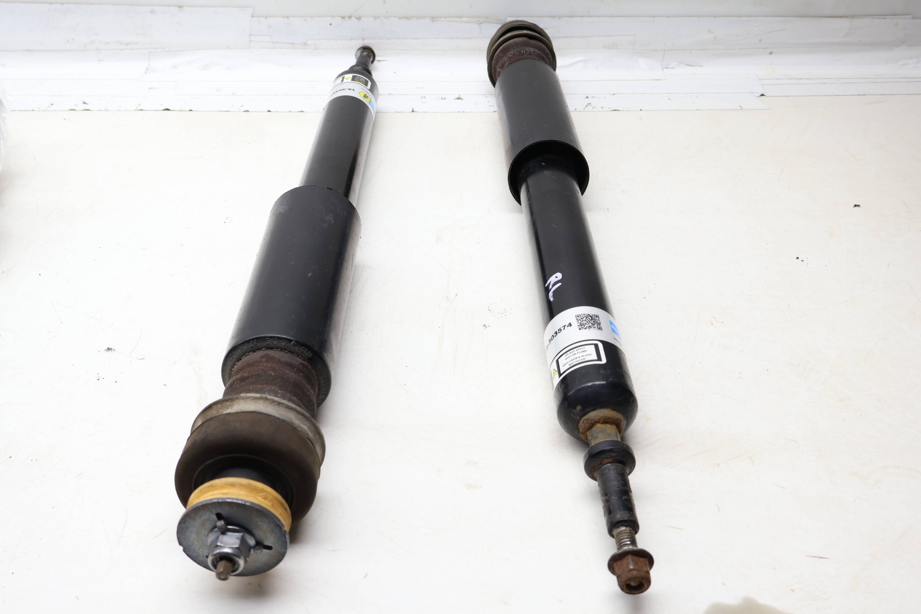 Bilstein Strut / Shock Absorber Set (19-303574)