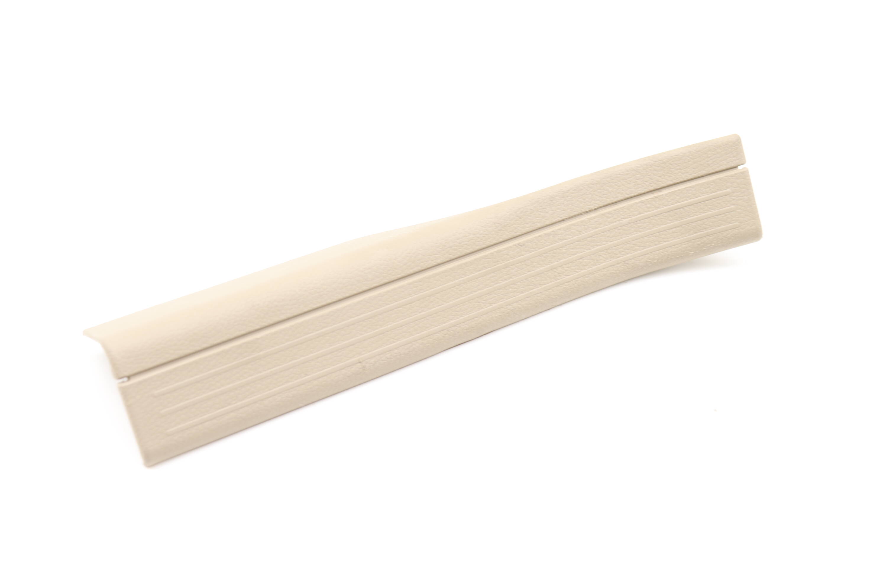 Door&#x20;Sill&#x20;&#x2F;&#x20;Scuff&#x20;Plate&#x20;Trim&#x20;&#x28;Inner&#x29;&#x20;2046860336