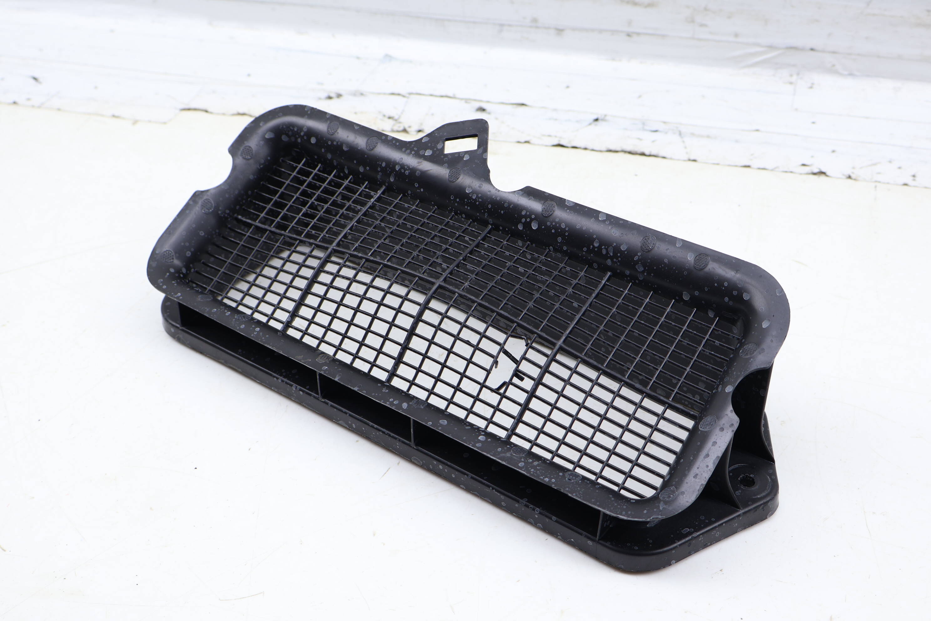Cabin Air Intake Duct / Screen 5Q0815479