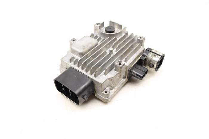 ファストマニュアルA Porsche Oil Pump Control Module (Panamera, Cayenne) 09D927601
