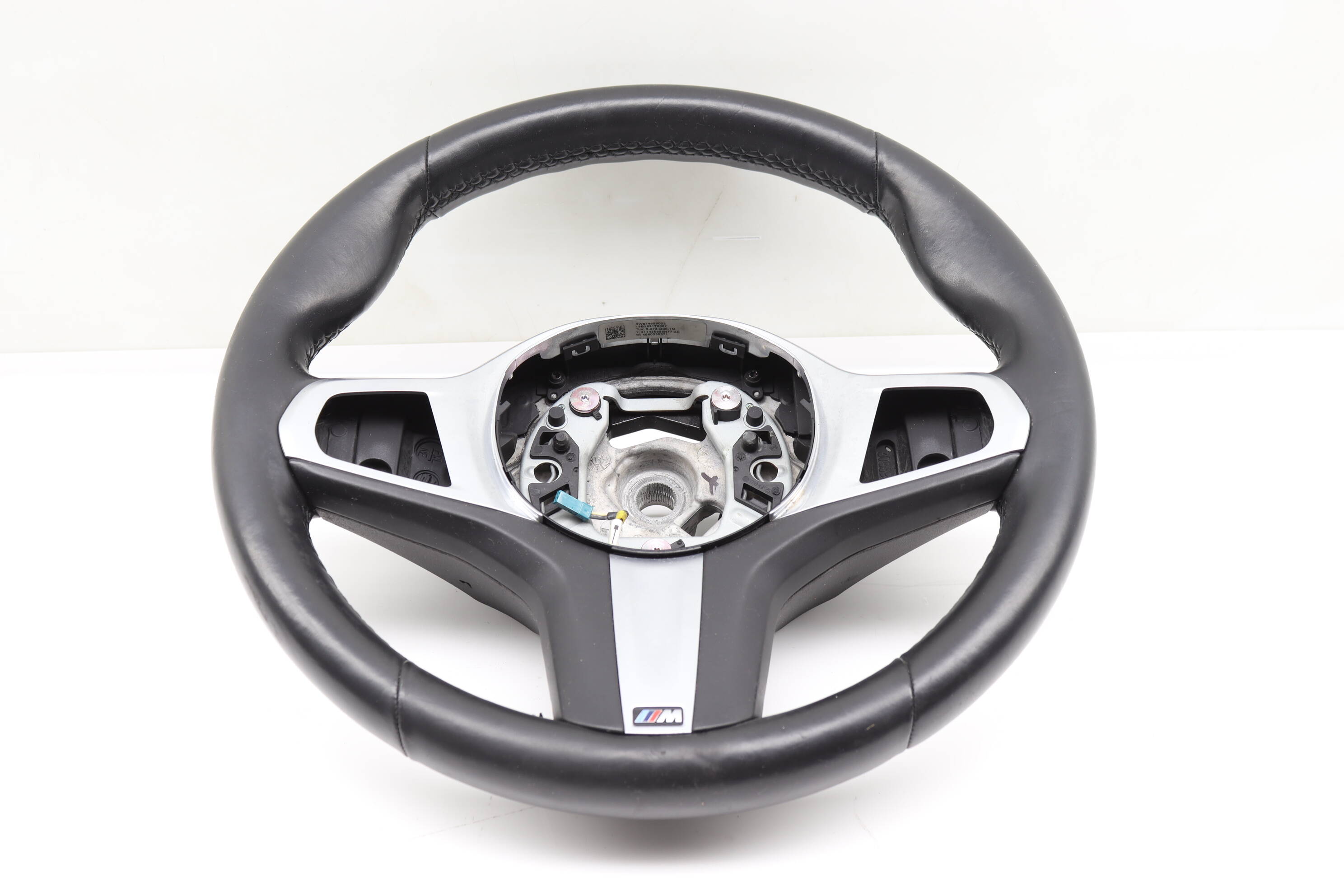 3-Spoke&#x20;Sport&#x20;Steering&#x20;Wheel&#x20;&#x28;M&#x29;&#x20;32308746590