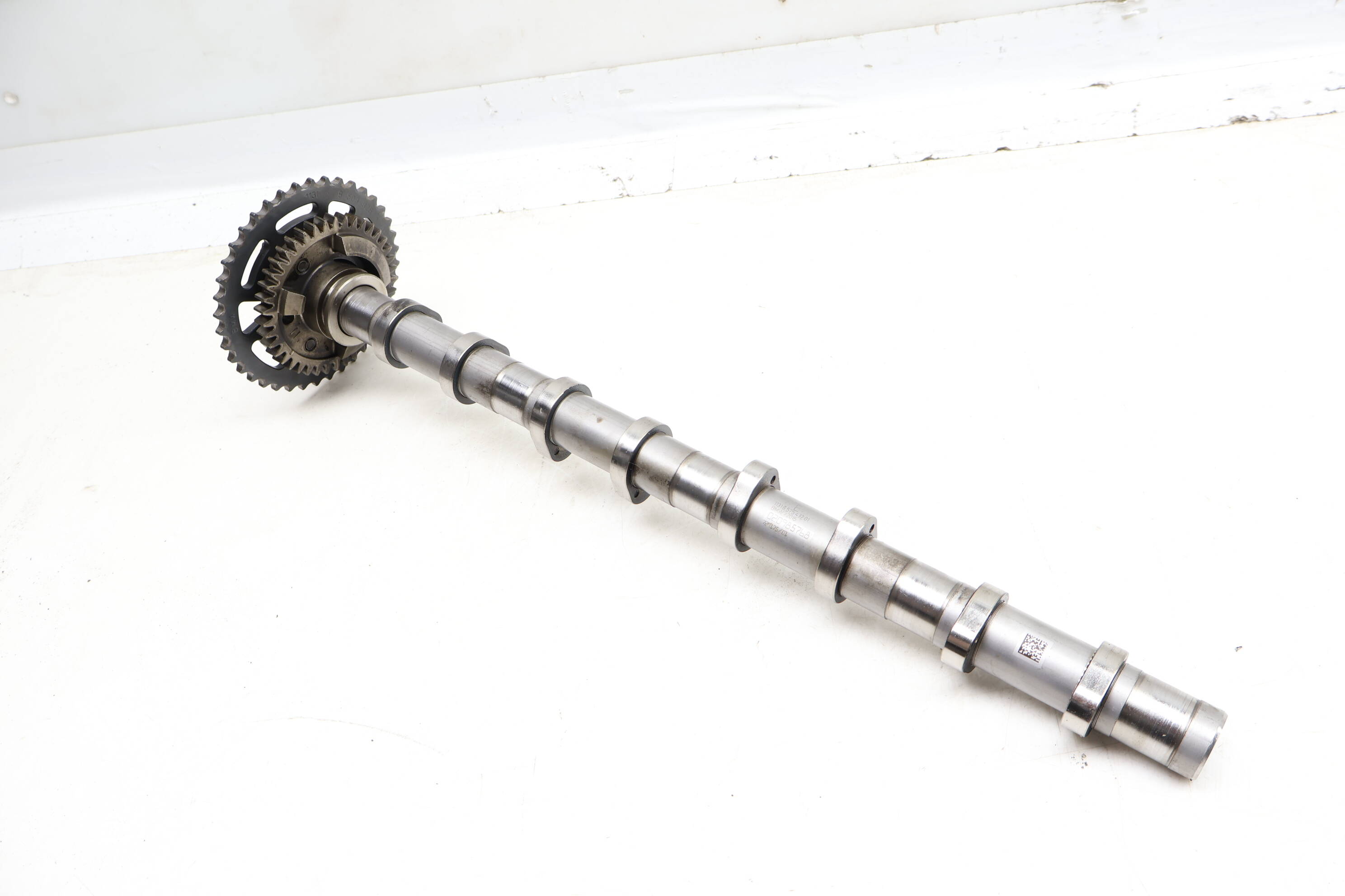 Intake Cam / Camshaft (Inlet) 11318575437