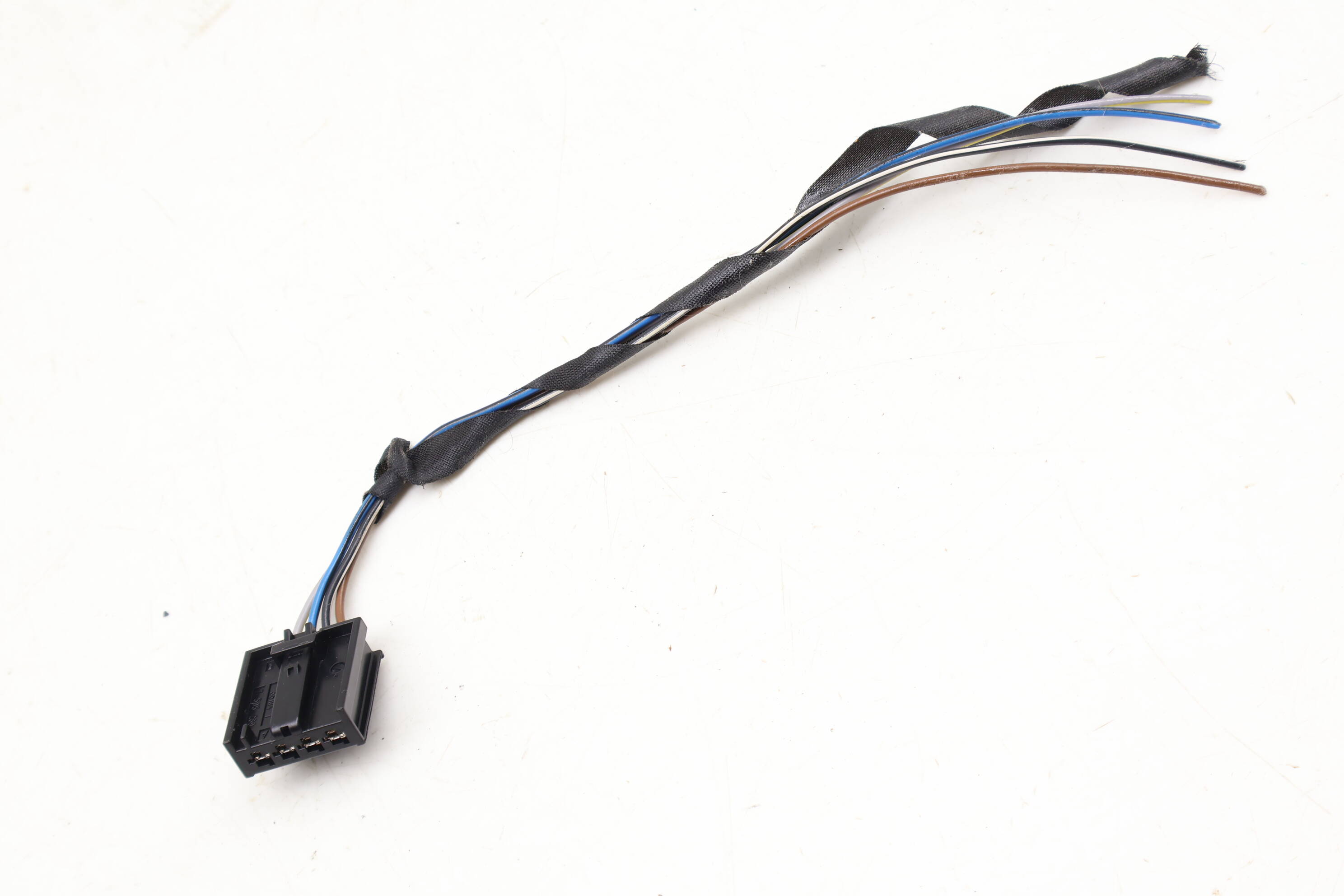 Inner Tail Light Wiring Connector / Pigtail 63217505269