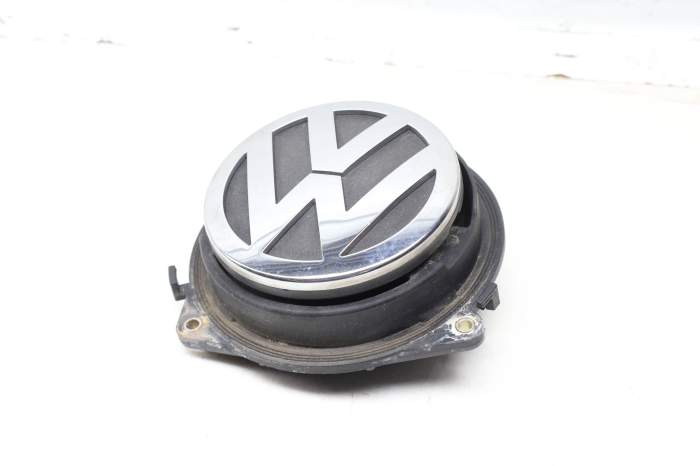 Trunk Release Switch / Emblem 3C5827469G main product photo