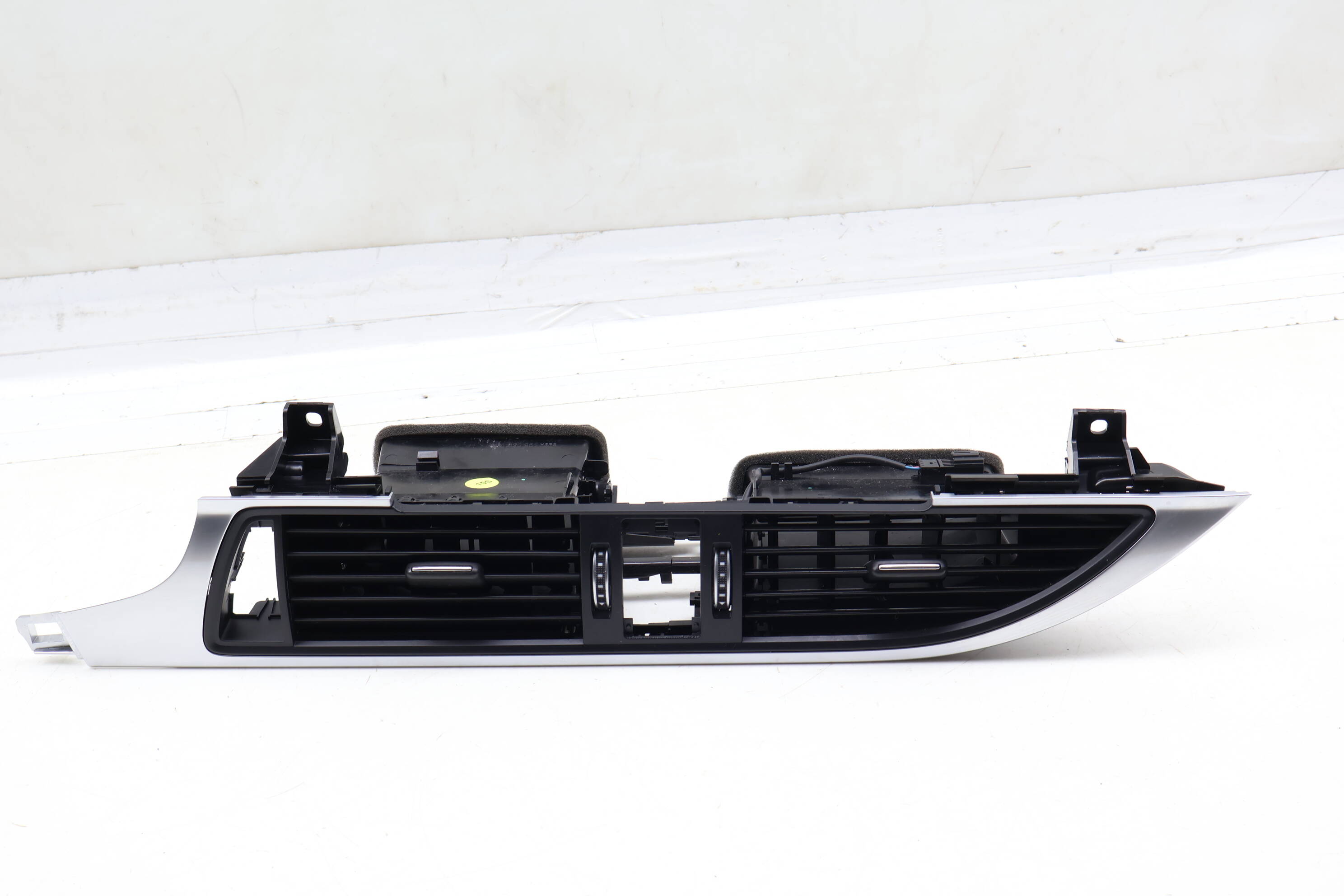 Center Dash Air Vent 4G1820951J