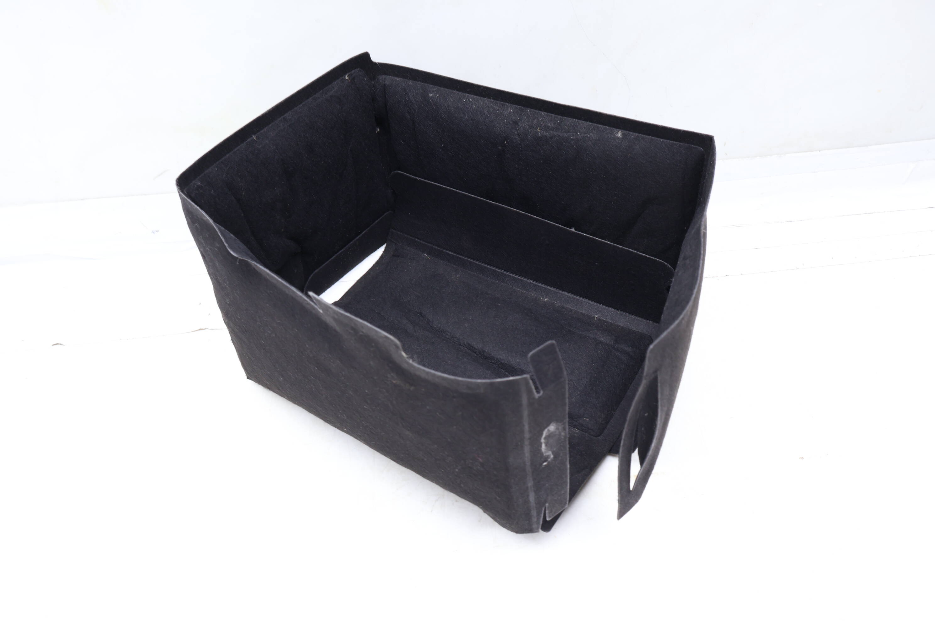 Battery Protection Cover / Sleeve 5Q0915411G