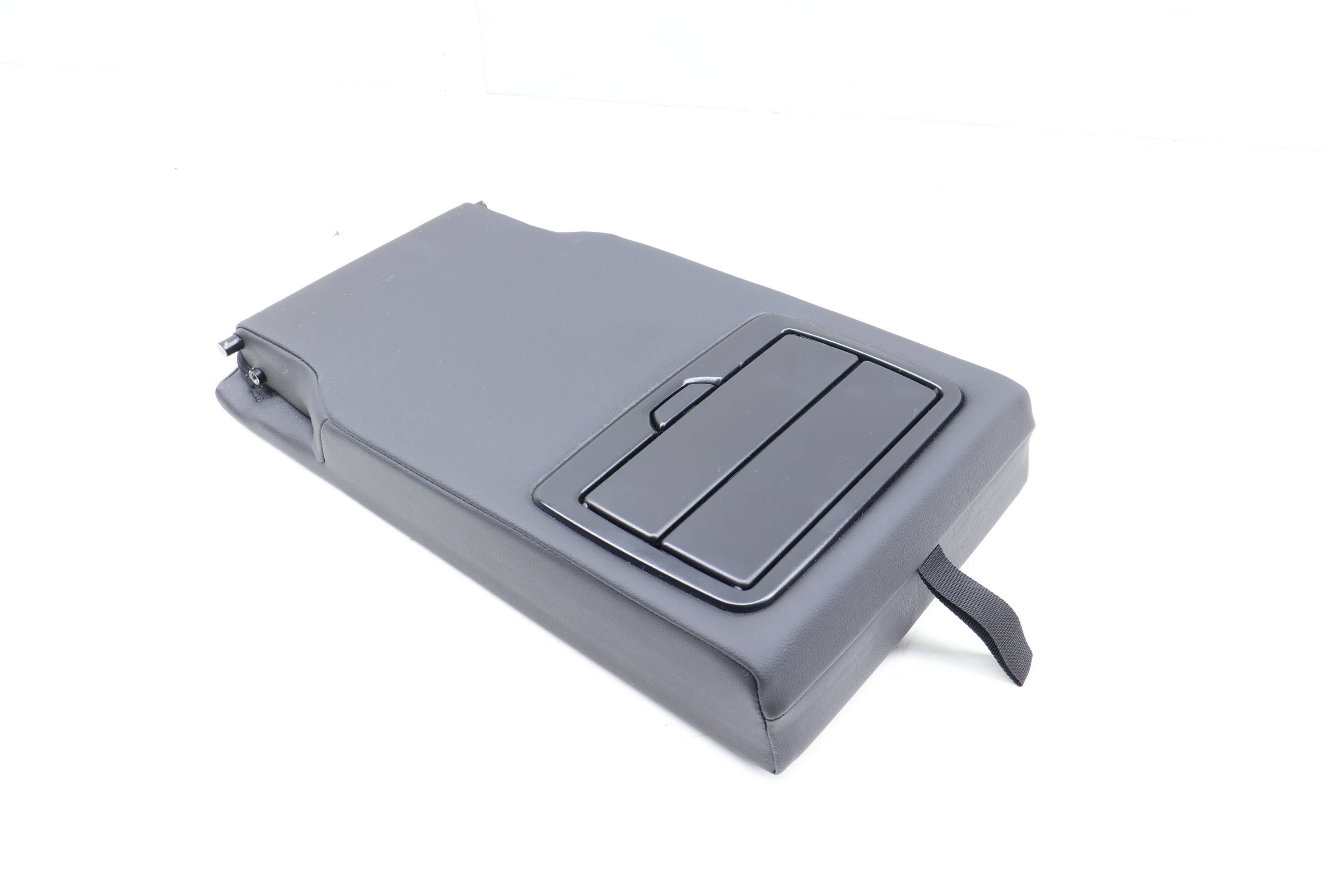 Center Seat Armrest / Cup Holder 7948368