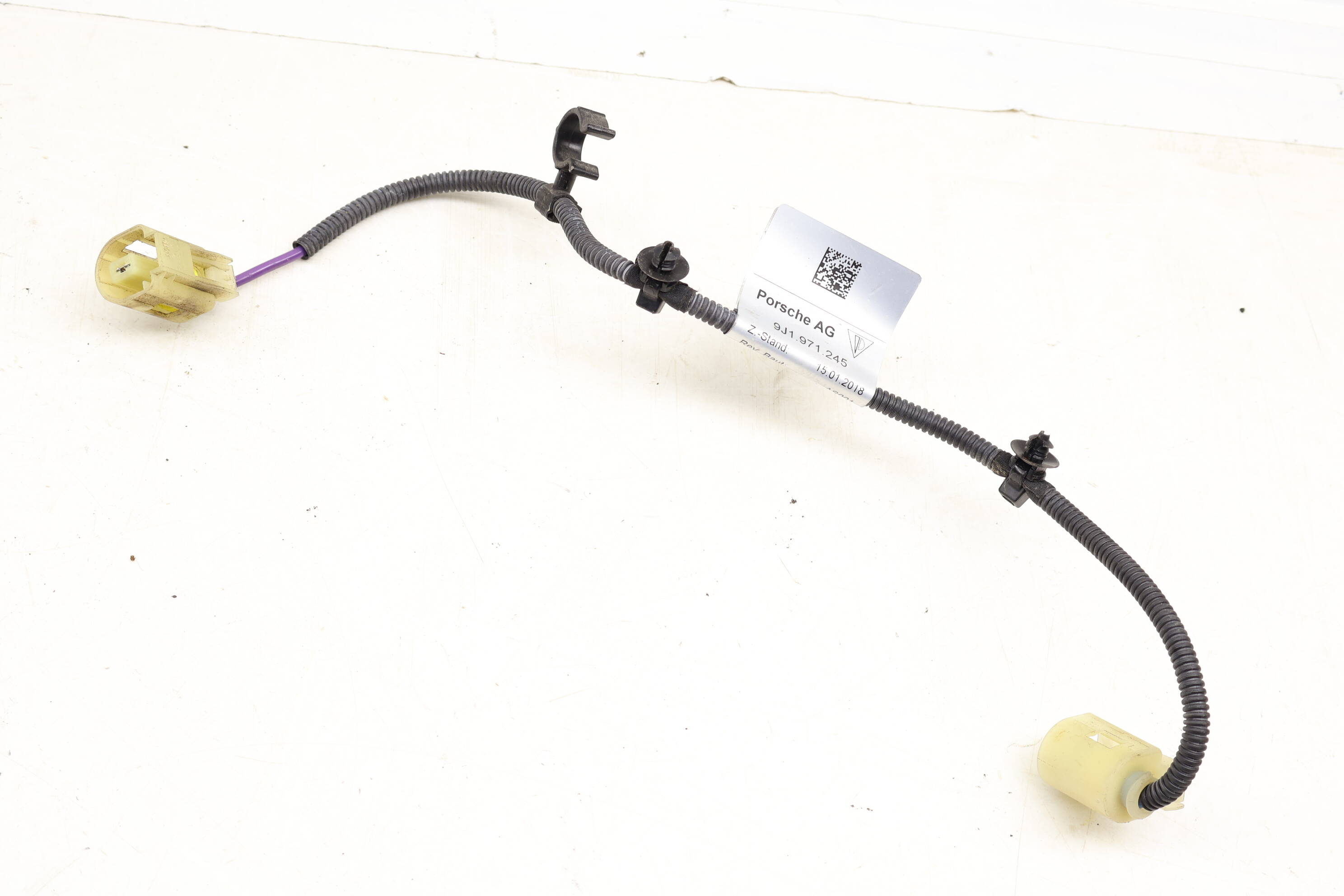 Electronic Roll Stabilization Wiring Harness Connector 9J1971245