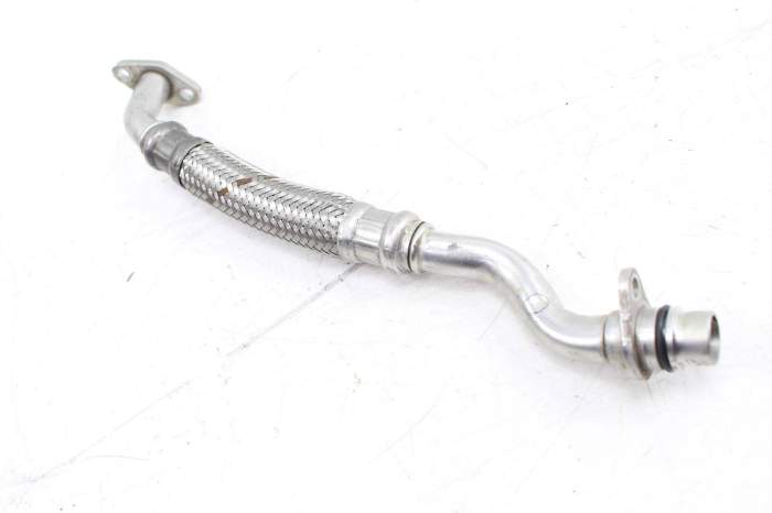 Turbo Oil Return Line / Pipe 078145736B main product photo