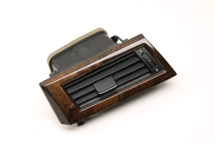 Dash Air Vent 64229112204 main product photo