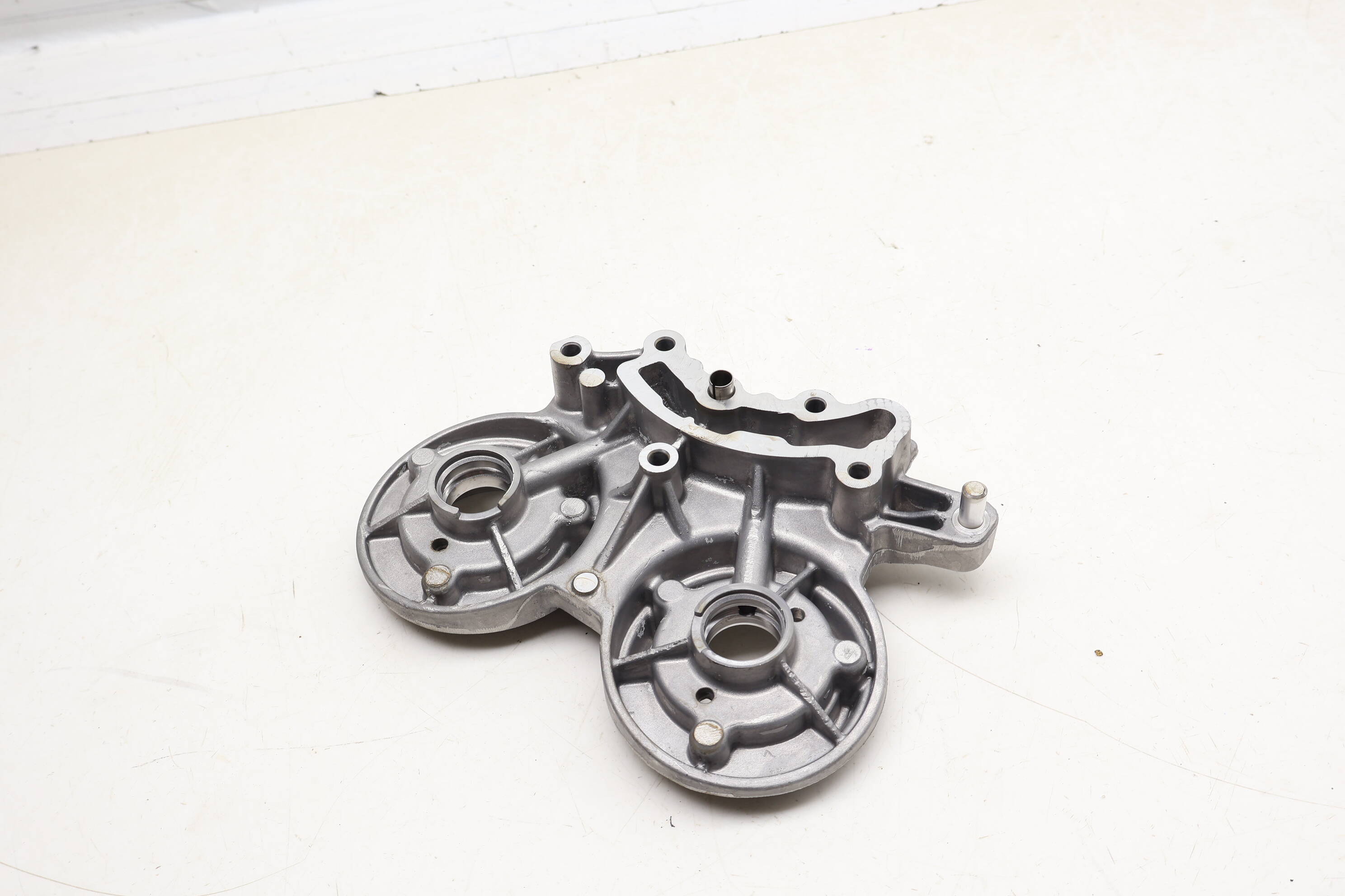 Cam Bracket / Camshaft Bridge 06L103166L