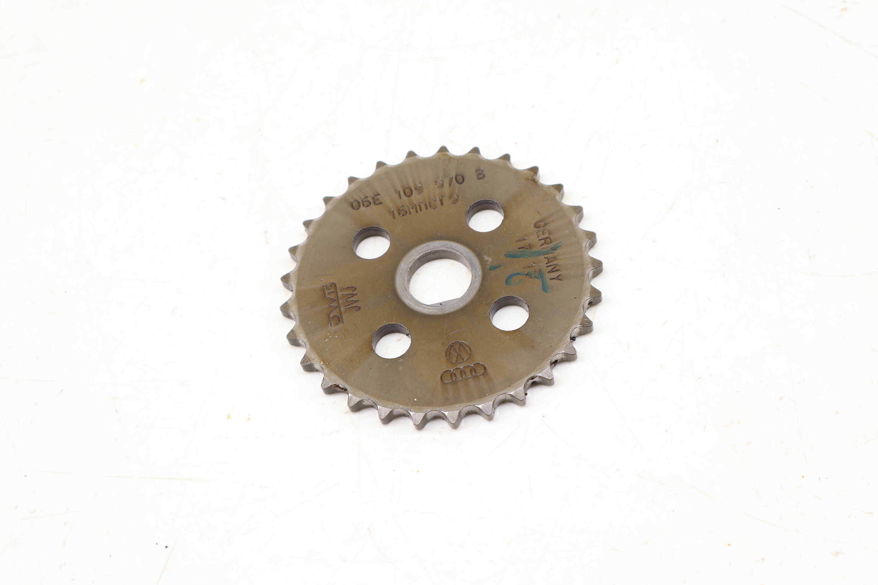 Timing Chain Sprocket / Gear 06E109570B