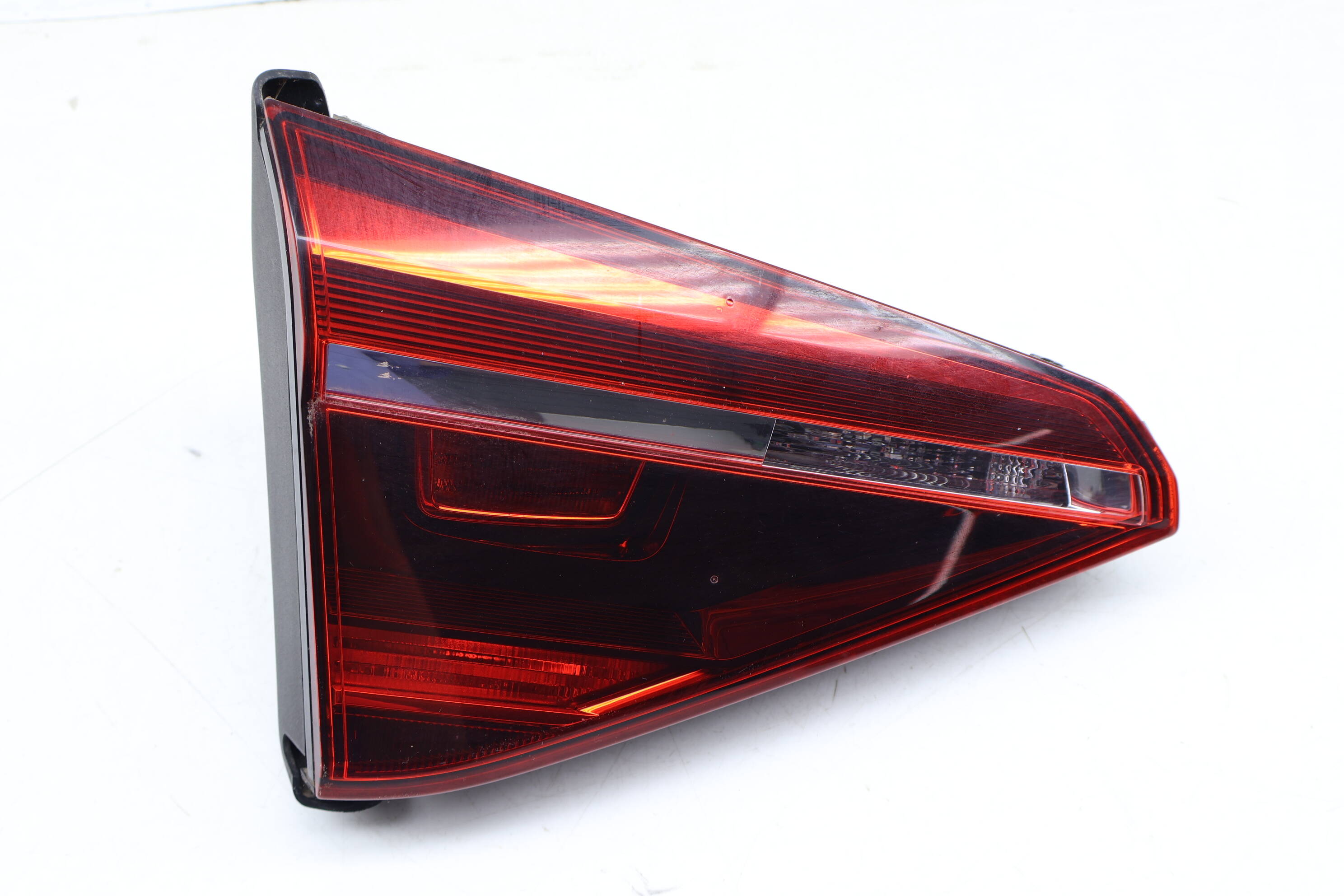 Inner Tail Light / Lamp 561945093G