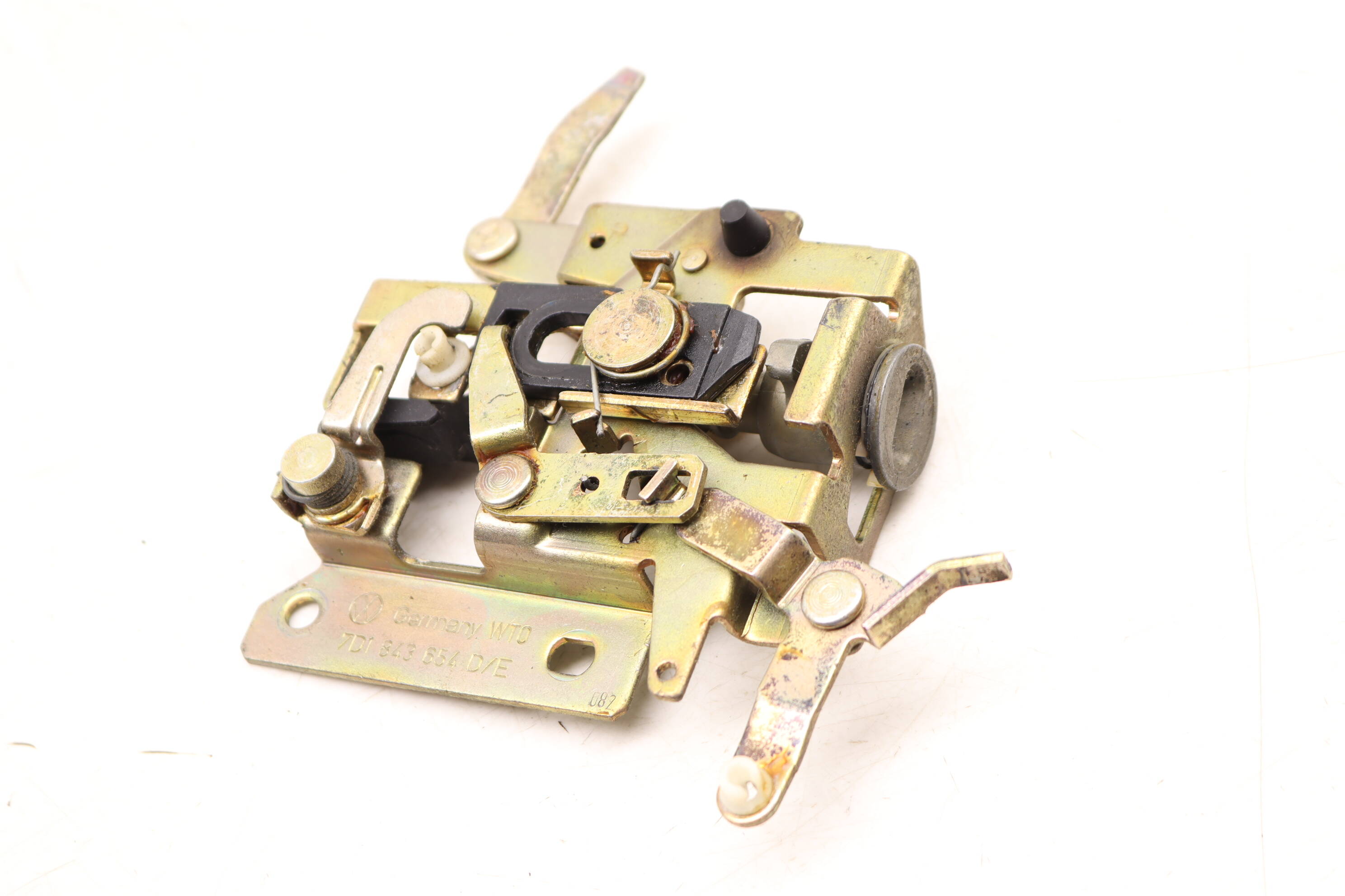 VW Right Sliding Door Latch / Lock Actuator (EuroVan) 7D1843654D