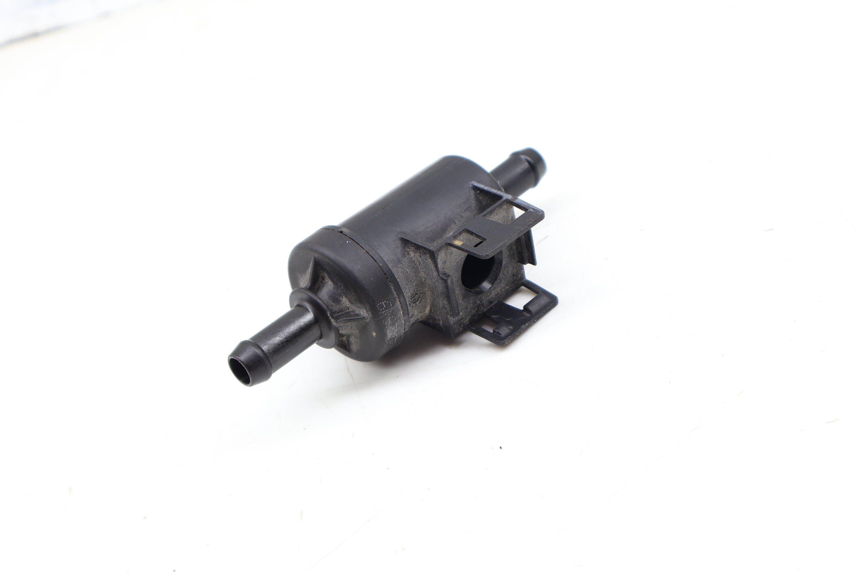 Expansion Tank Vacuum Line Valve 80A201892A