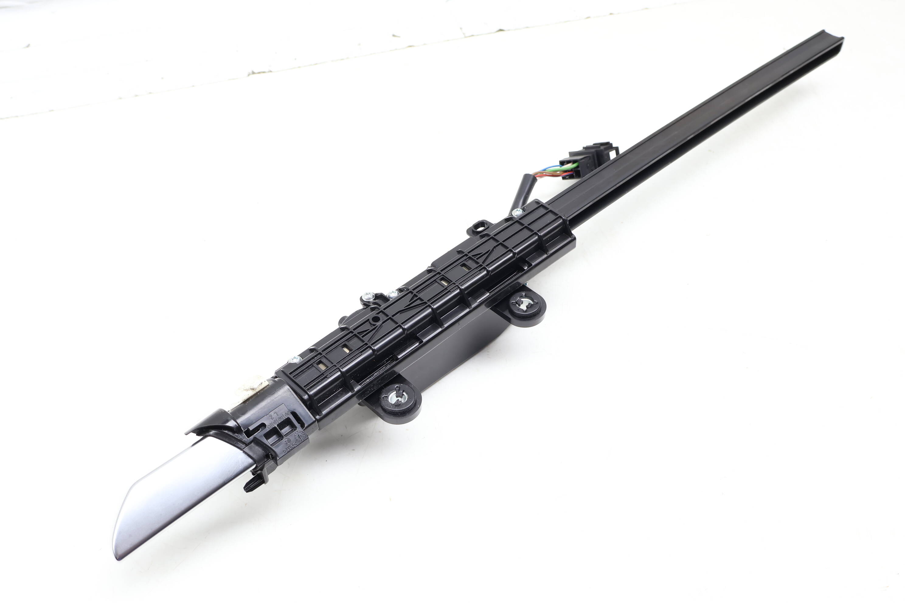 Electric Seat Belt Motor W/ Trim 8W6857759