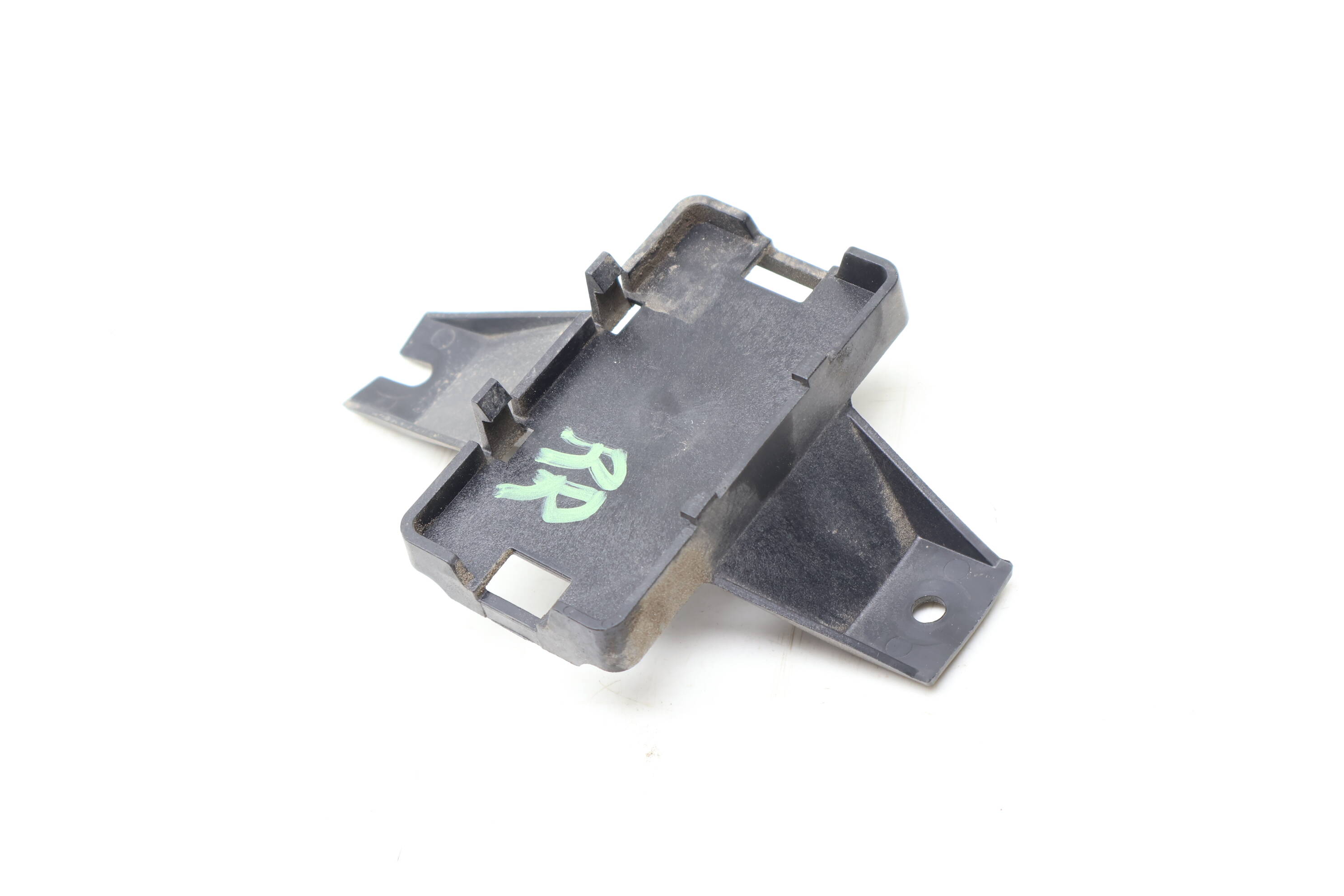 Keyless Entry Antenna Bracket 7P5963285 95863728500