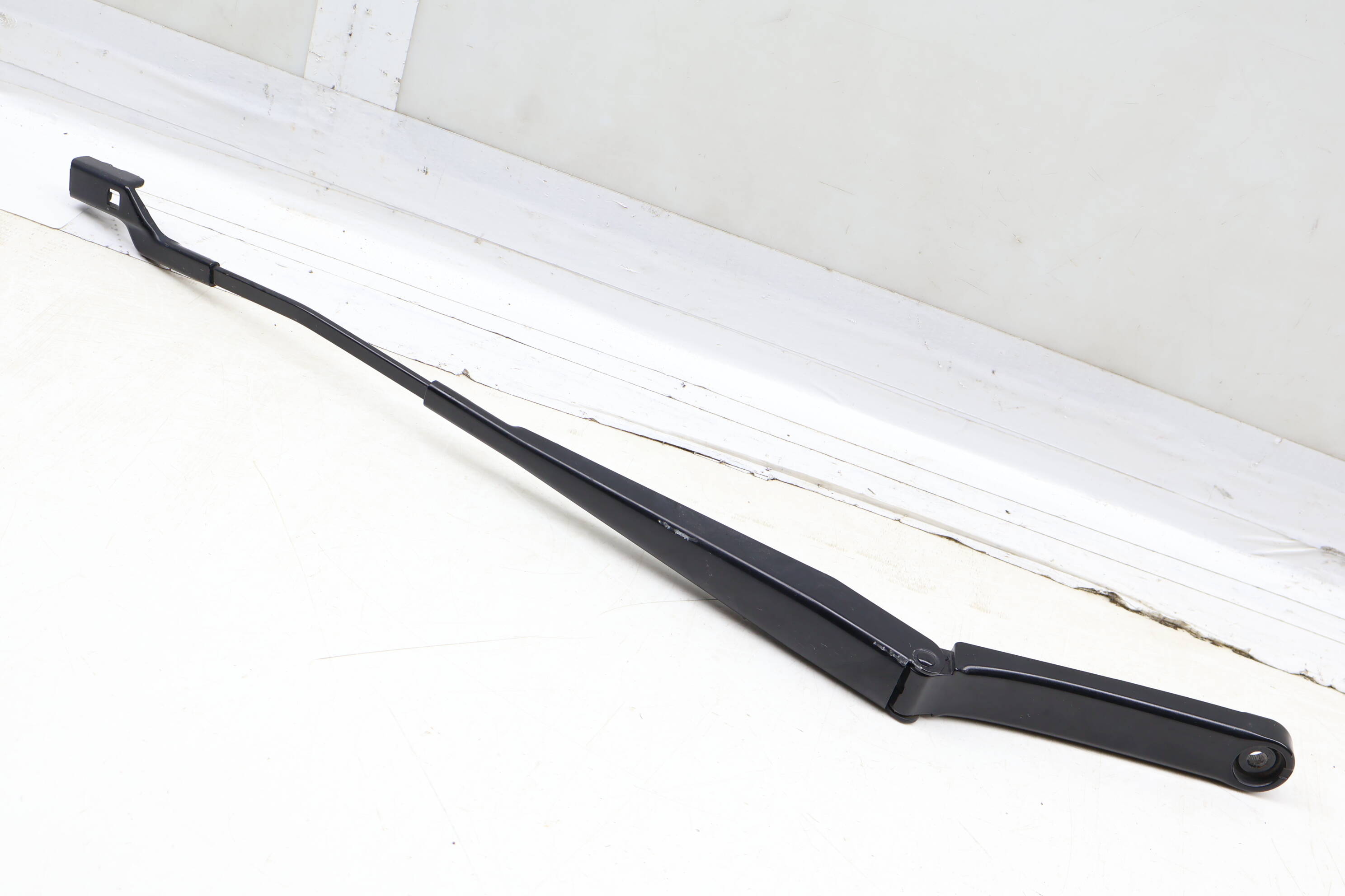 Windshield Wiper Arm 3CN955405A