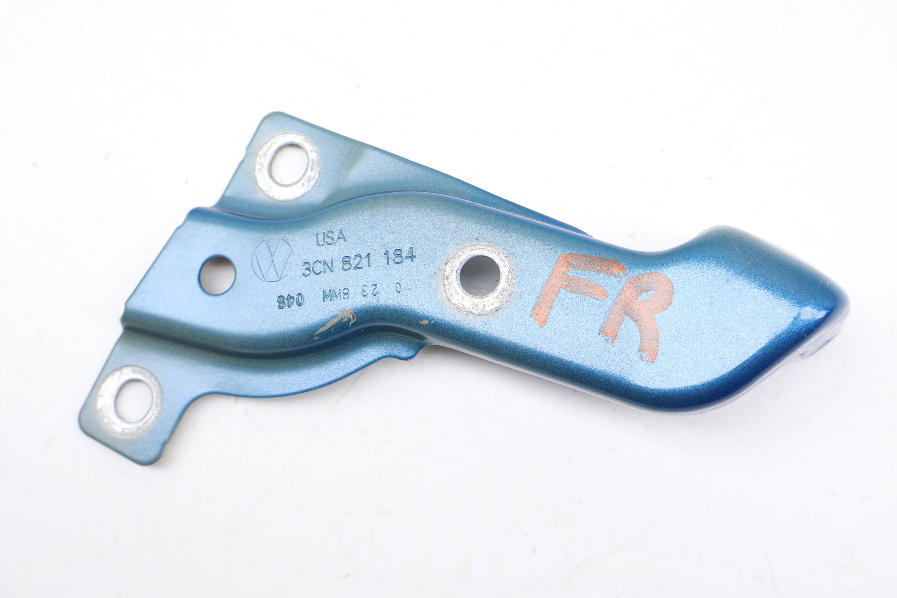 Upper Fender Mount Bracket 3CN821184