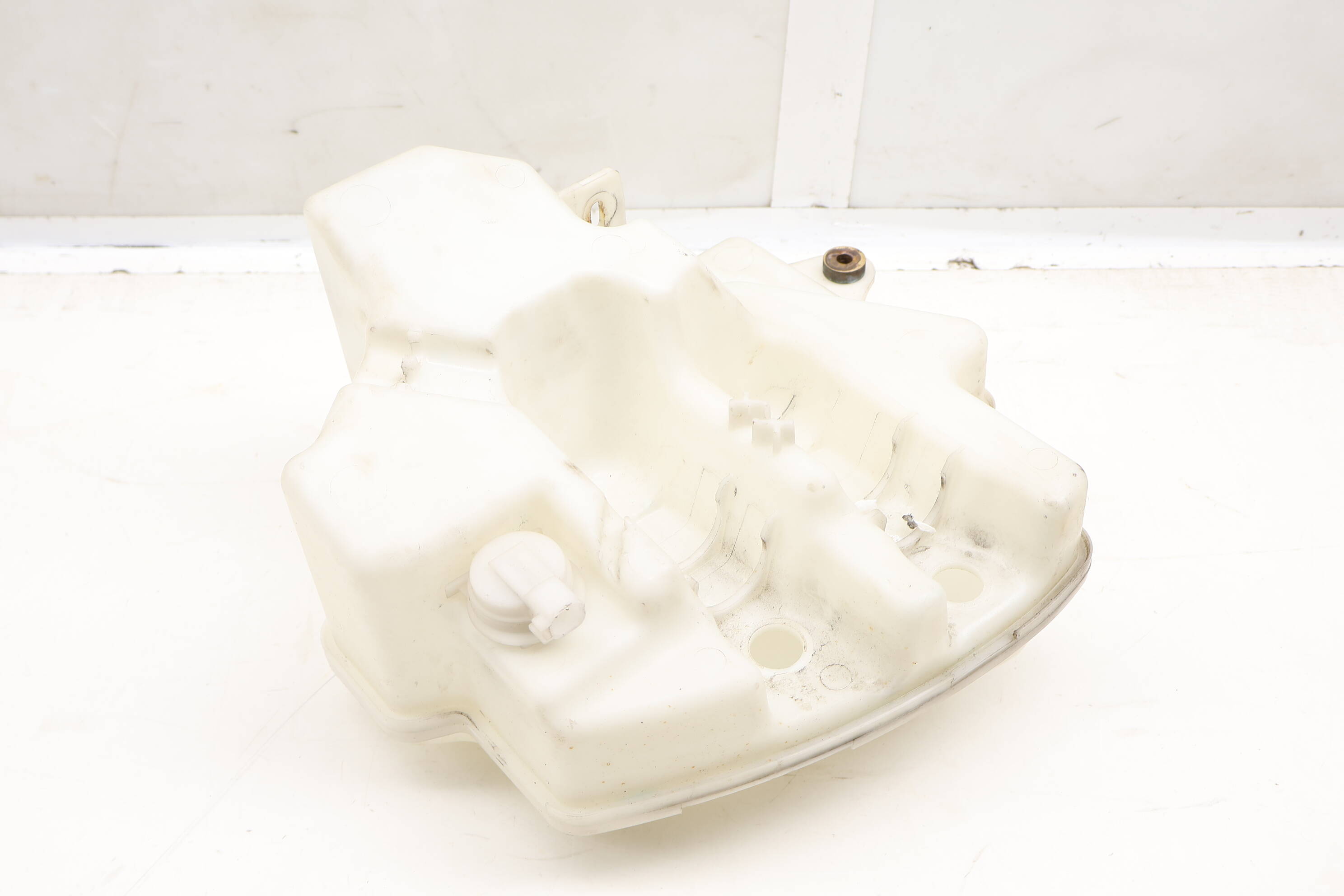 Windshield Washer Reservoir / Tank AH2217A645AD