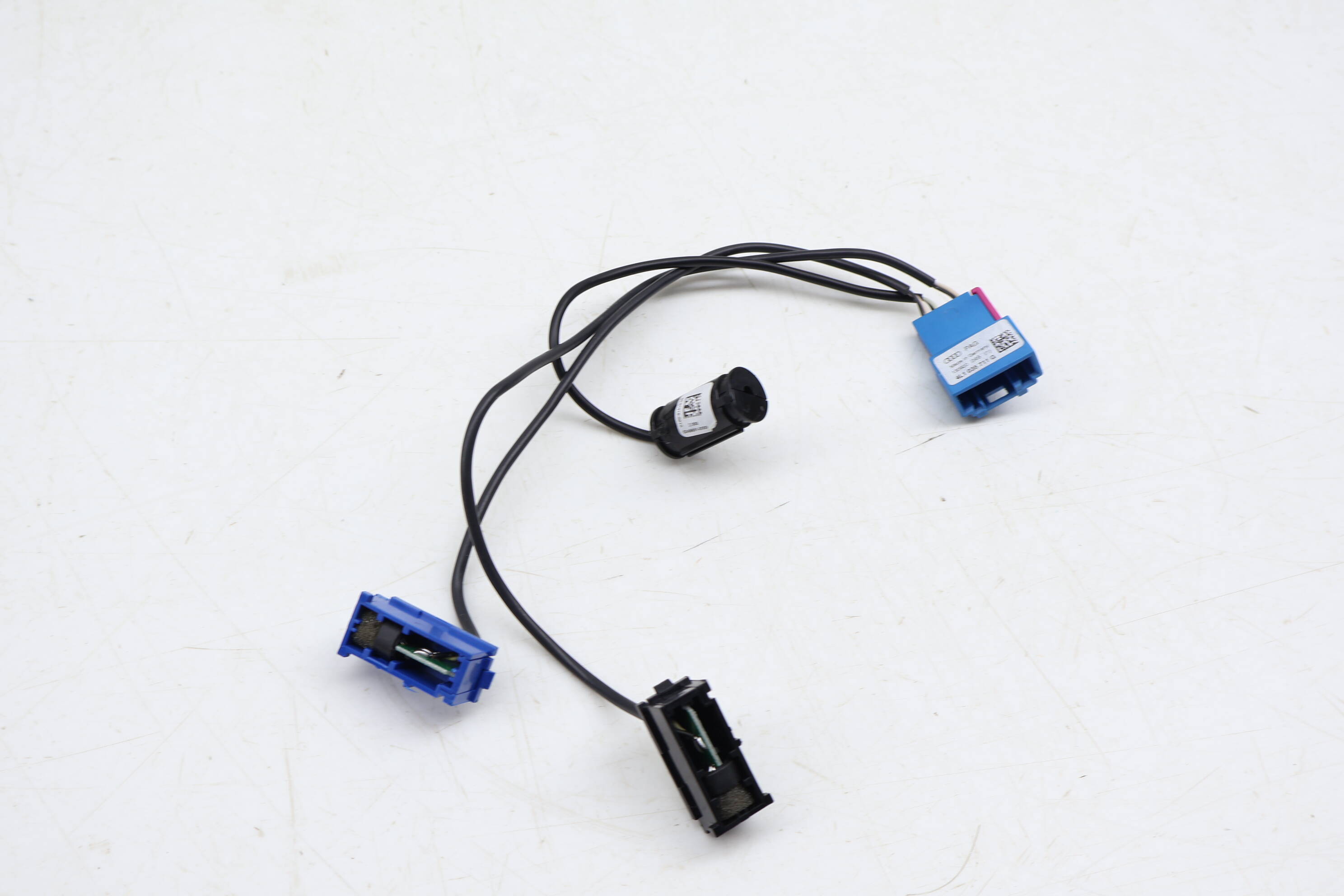 Microphone / Wiring Harness 4L1035711G