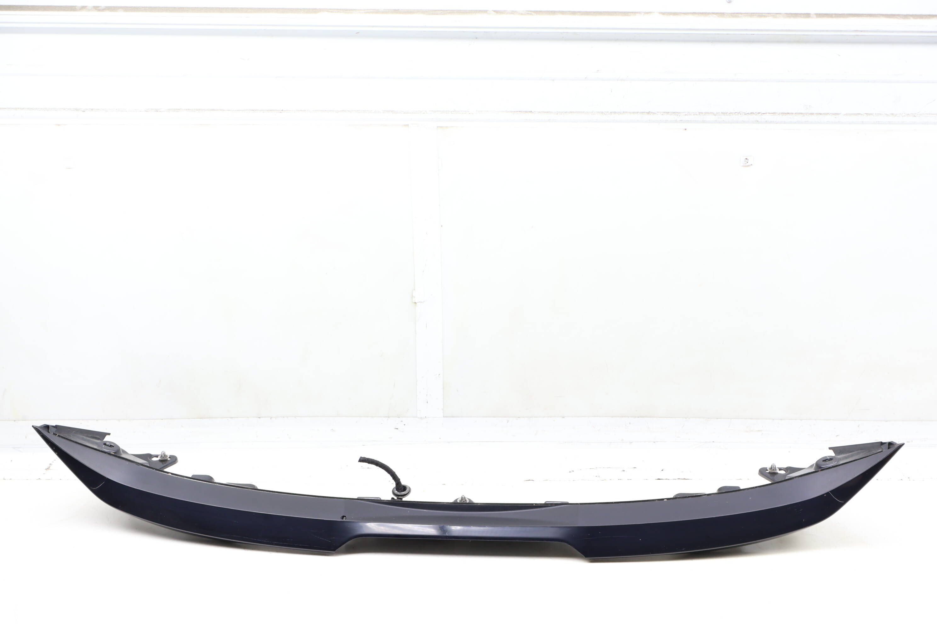 Trunk Hatch Liftgate Spoiler Mount / Bracket 51627424400