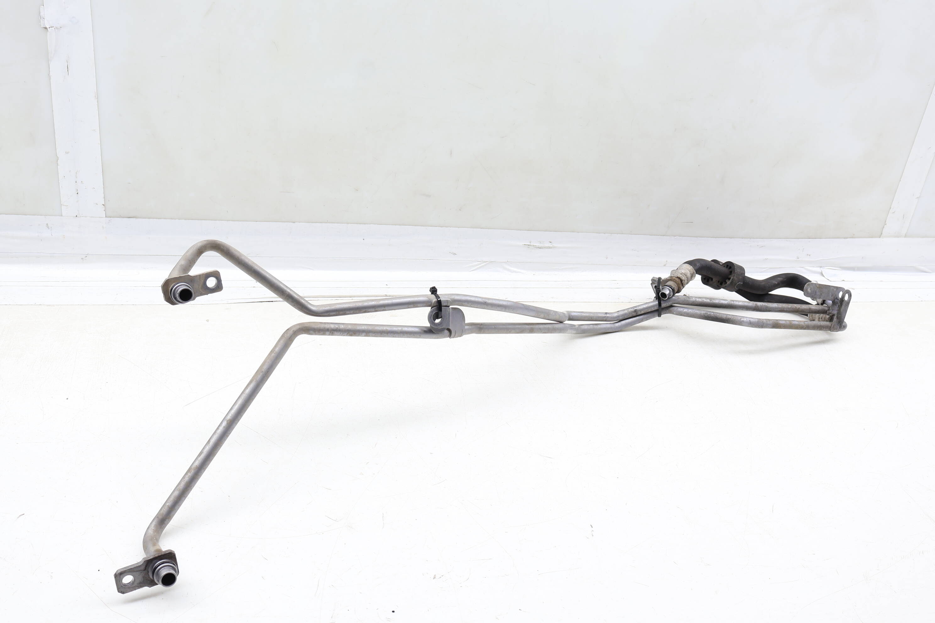 Transmission Oil Cooler Pipe / Line Set 7L8317801H