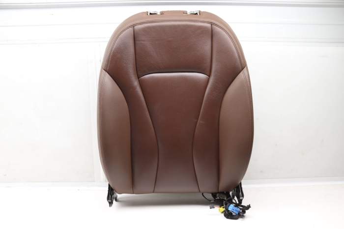 Upper Seat Backrest Cushion Assembly 4M0881805A main product photo