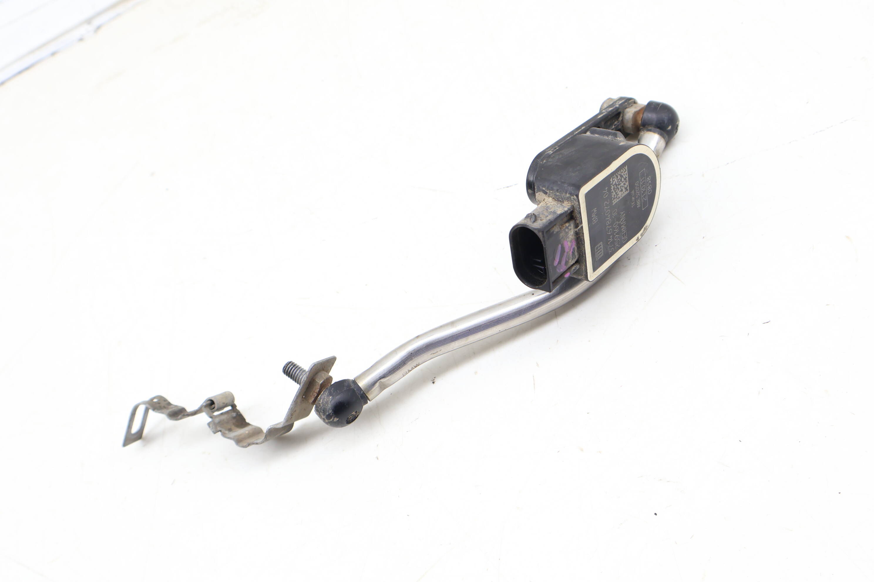 Headlight Leveling Sensor 37146787167