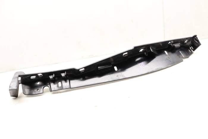 Side / Quarter Panel Bracket 51137296756 main product photo