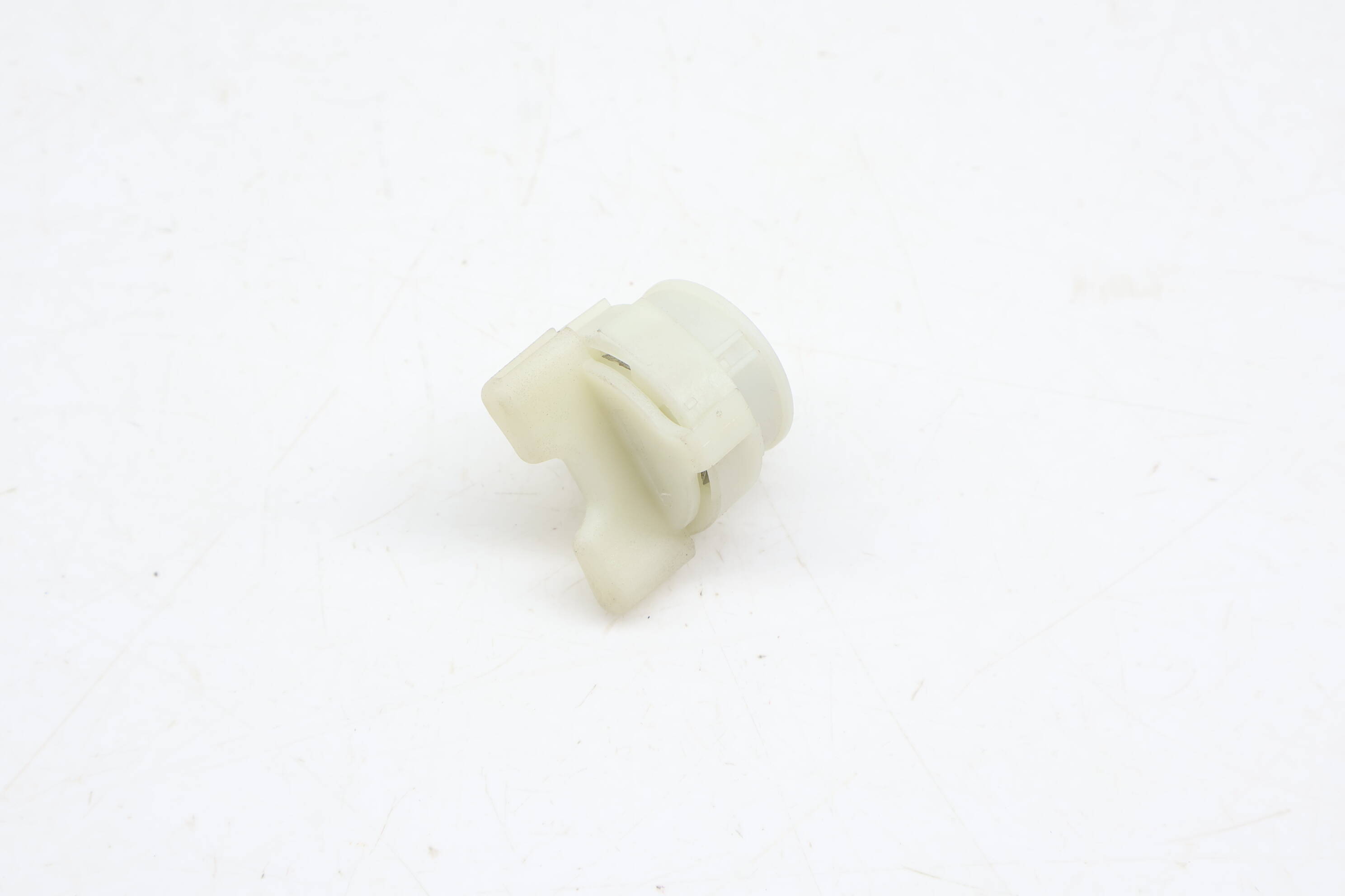 Outer Tail Light Screw / Fastener 5TA945300