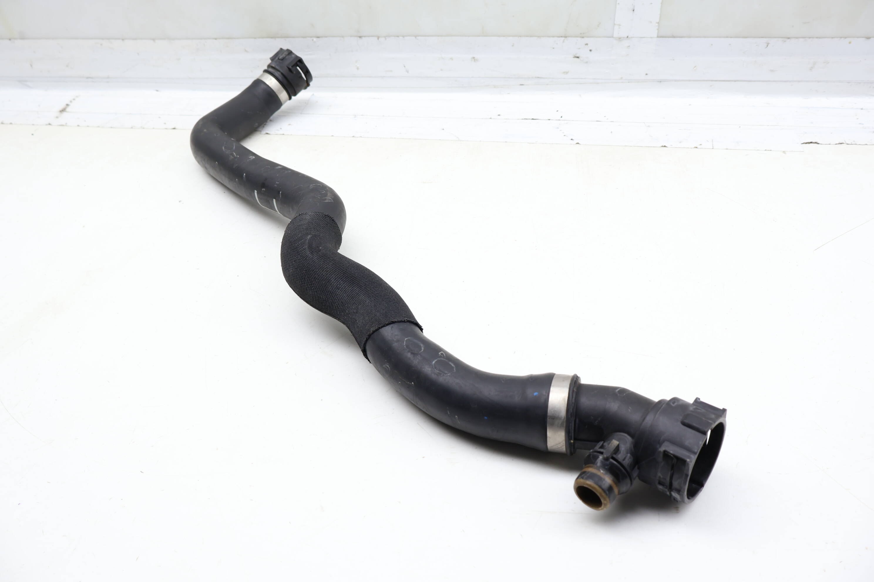 Upper Radiator Coolant Hose / Line 17127535529