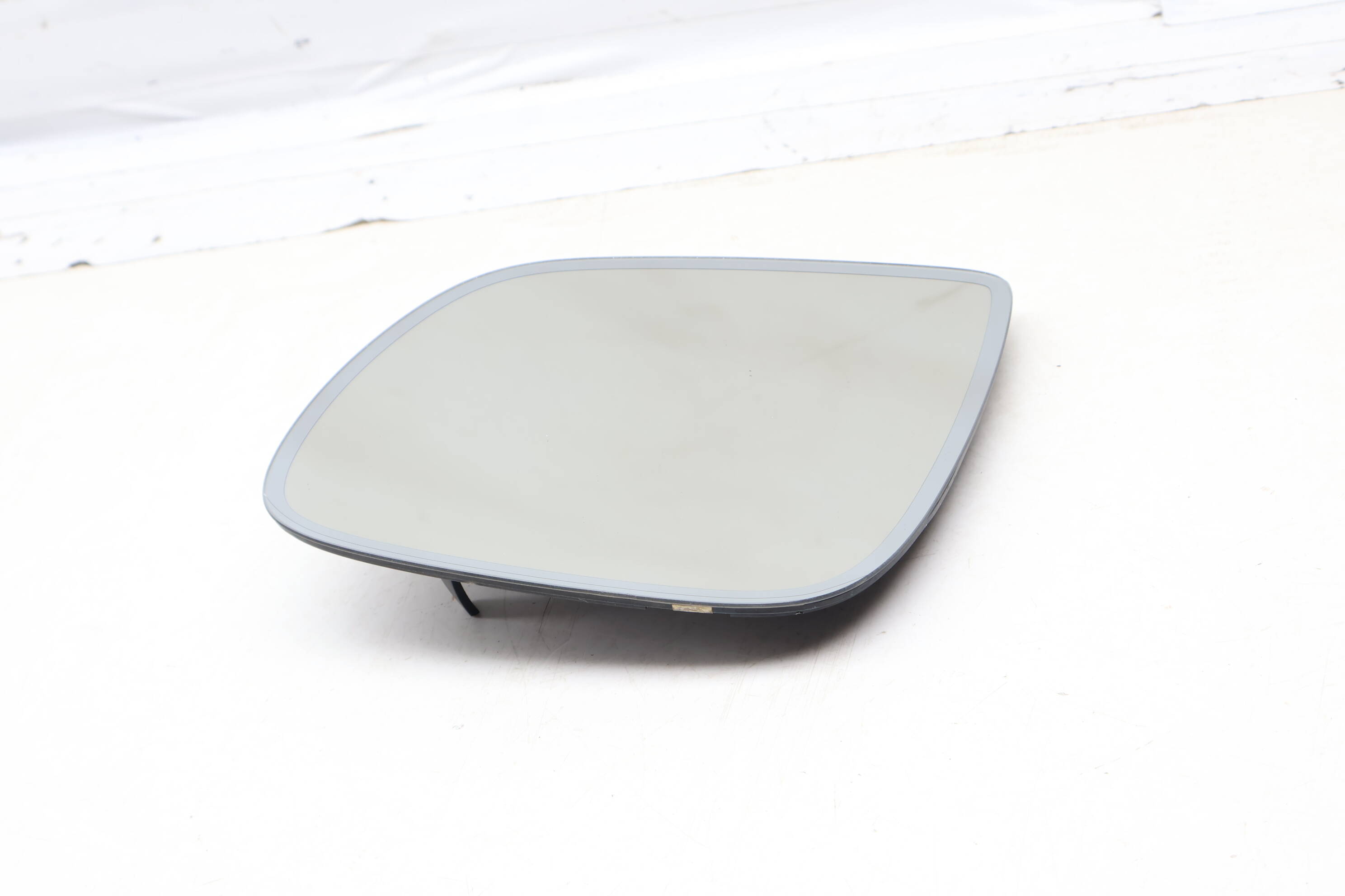 Side View Mirror Glass (Auto Dim) 8R0857535F