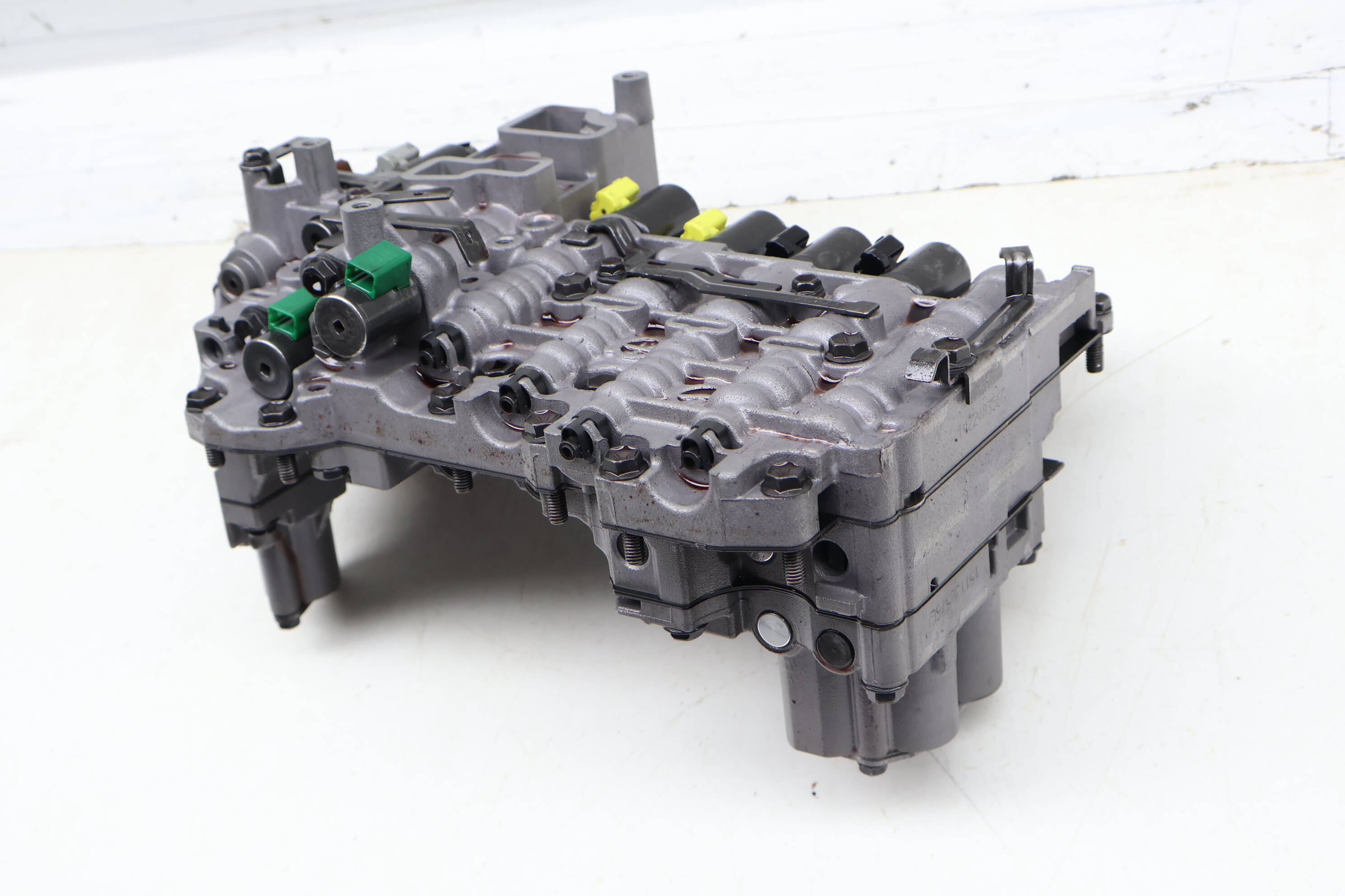 Transmission Valve Body / Mechatronic 09M325039A