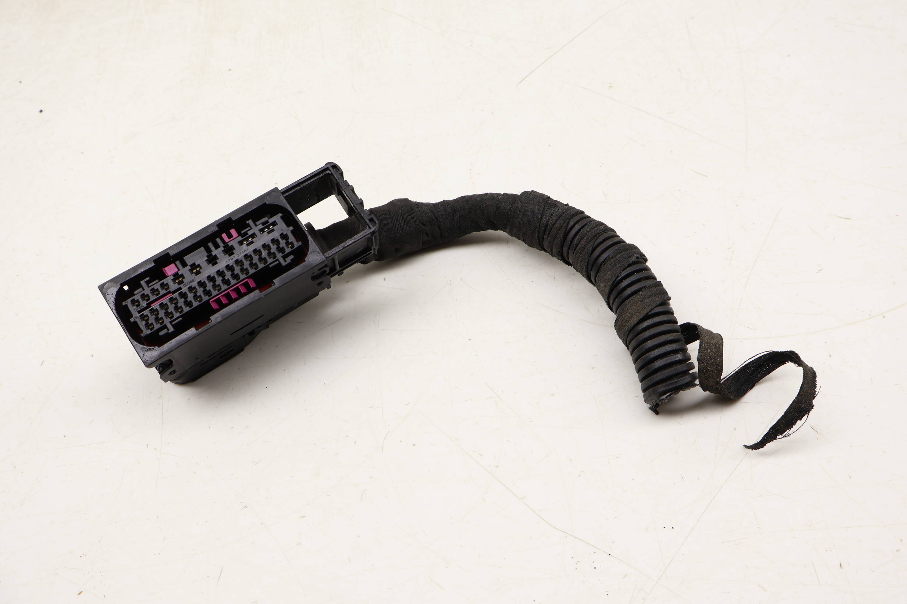 Abs Pump Wiring Harness / Pig Tail / Connector 8E0973042C