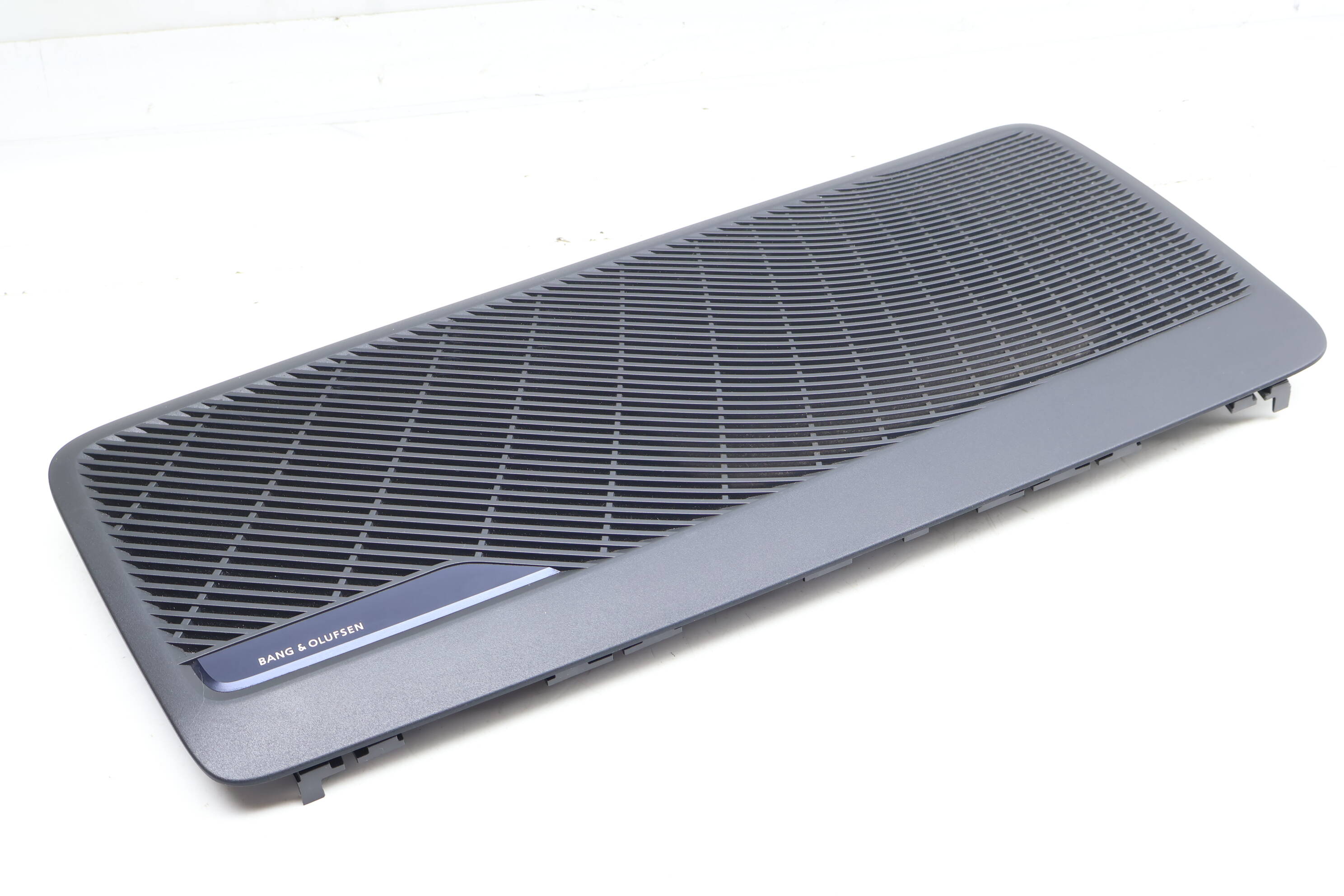 Deck Speaker Grille / Cover (Bang & Olufsen) 8W5035405C