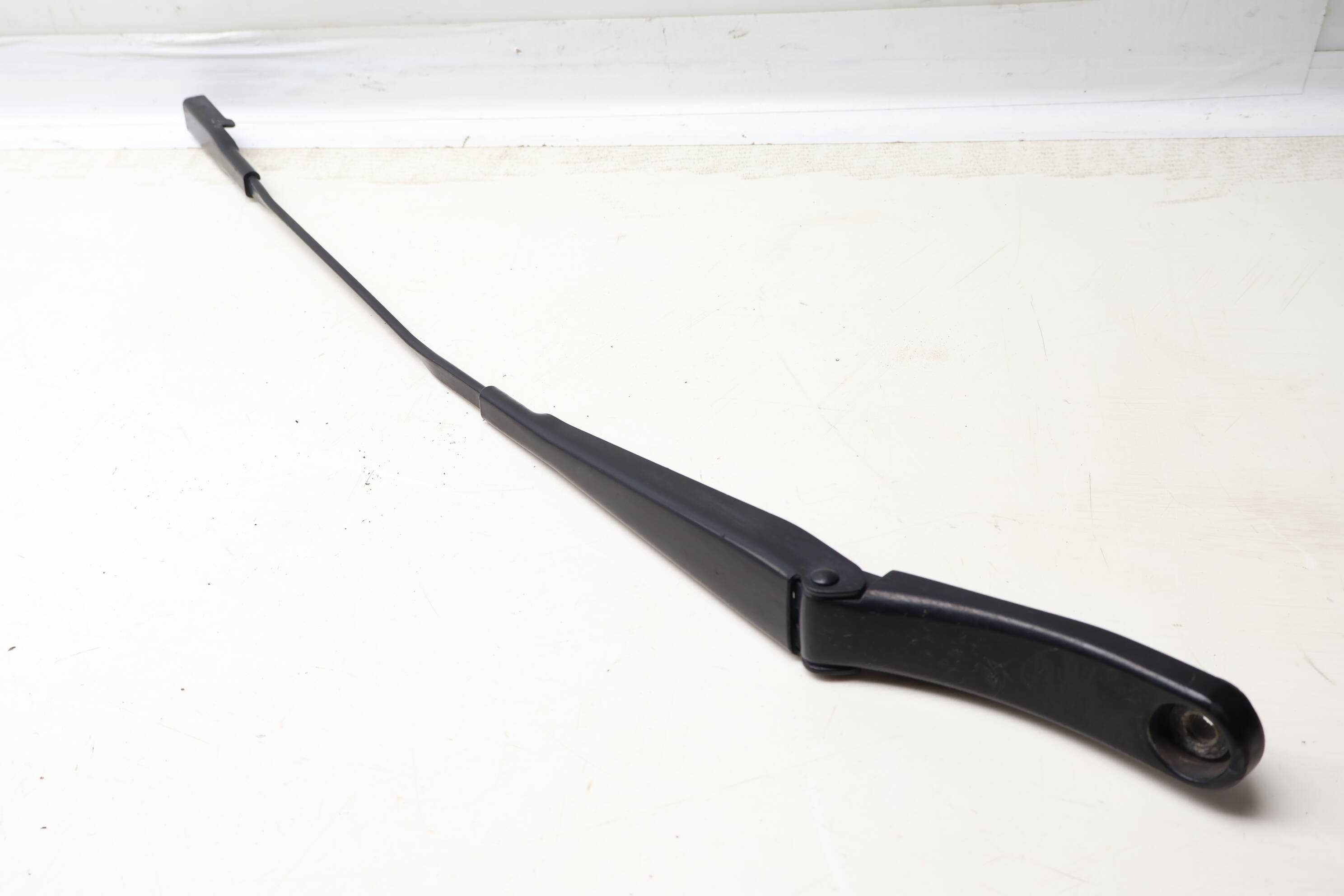 Windshield Wiper Arm 8J1955408A
