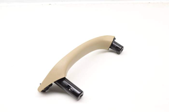 Door Pull / Grab Handle Bracket 51419209215 main product photo