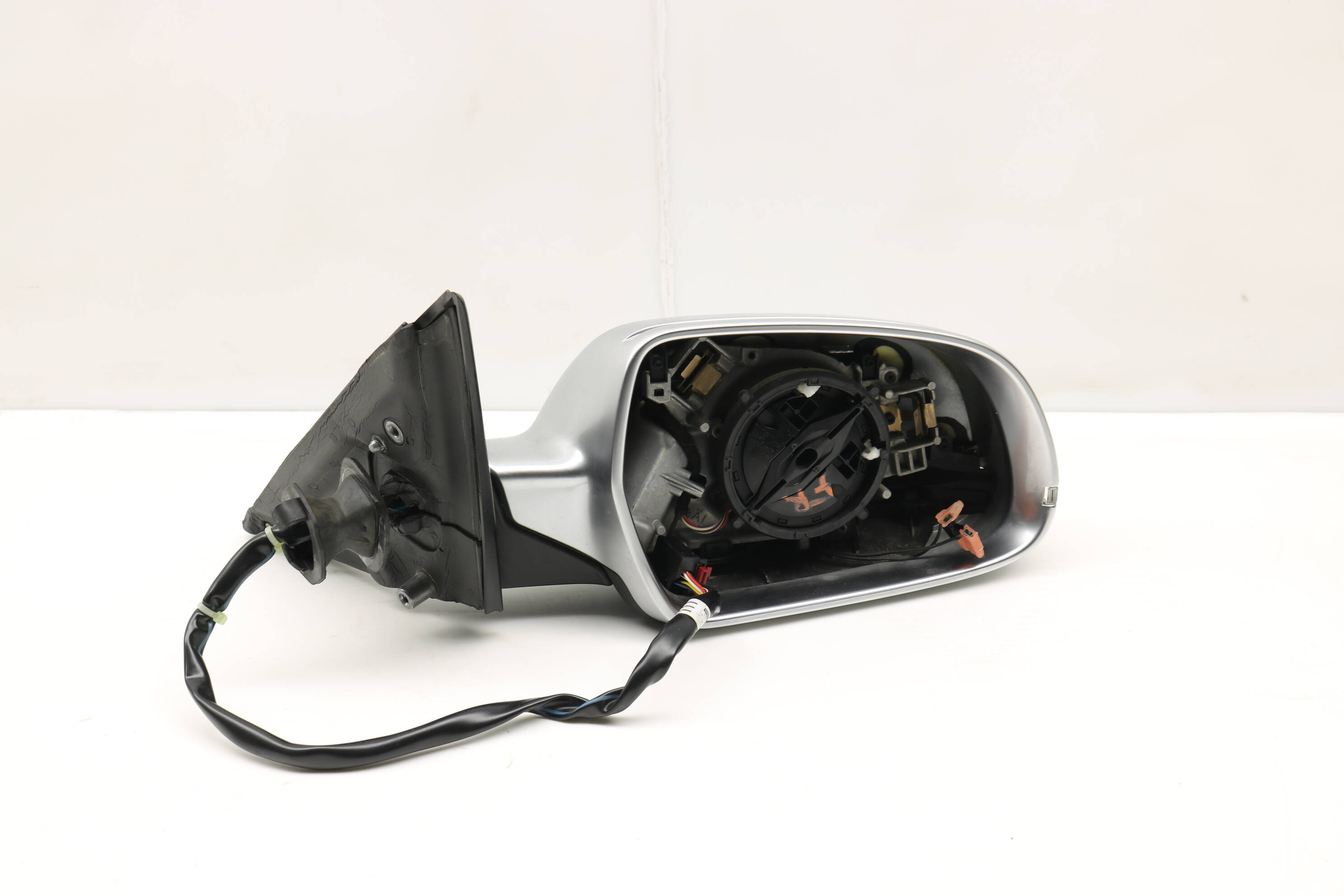 Side View Door Mirror 8K1857410AG