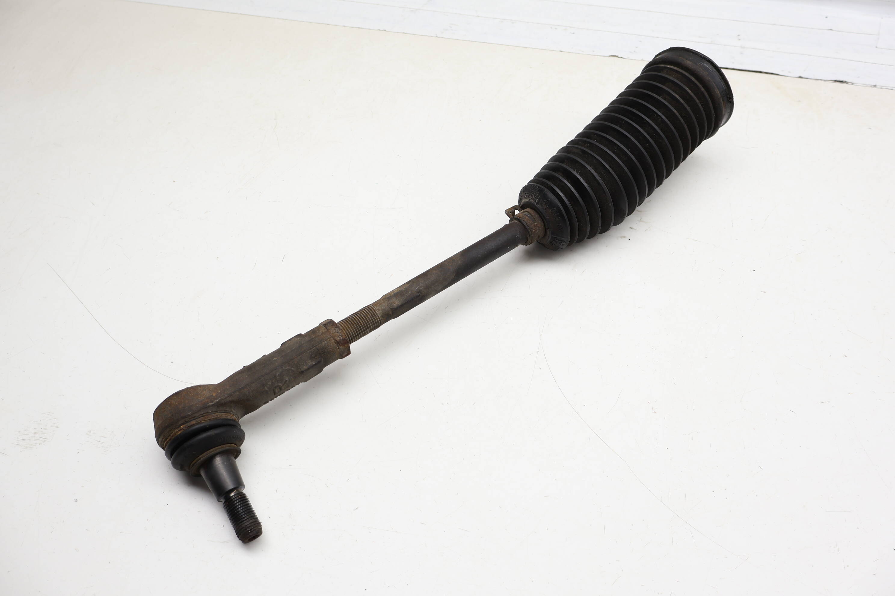 Steering Tie Rod W/ Boot 7L0422804D 95534703222