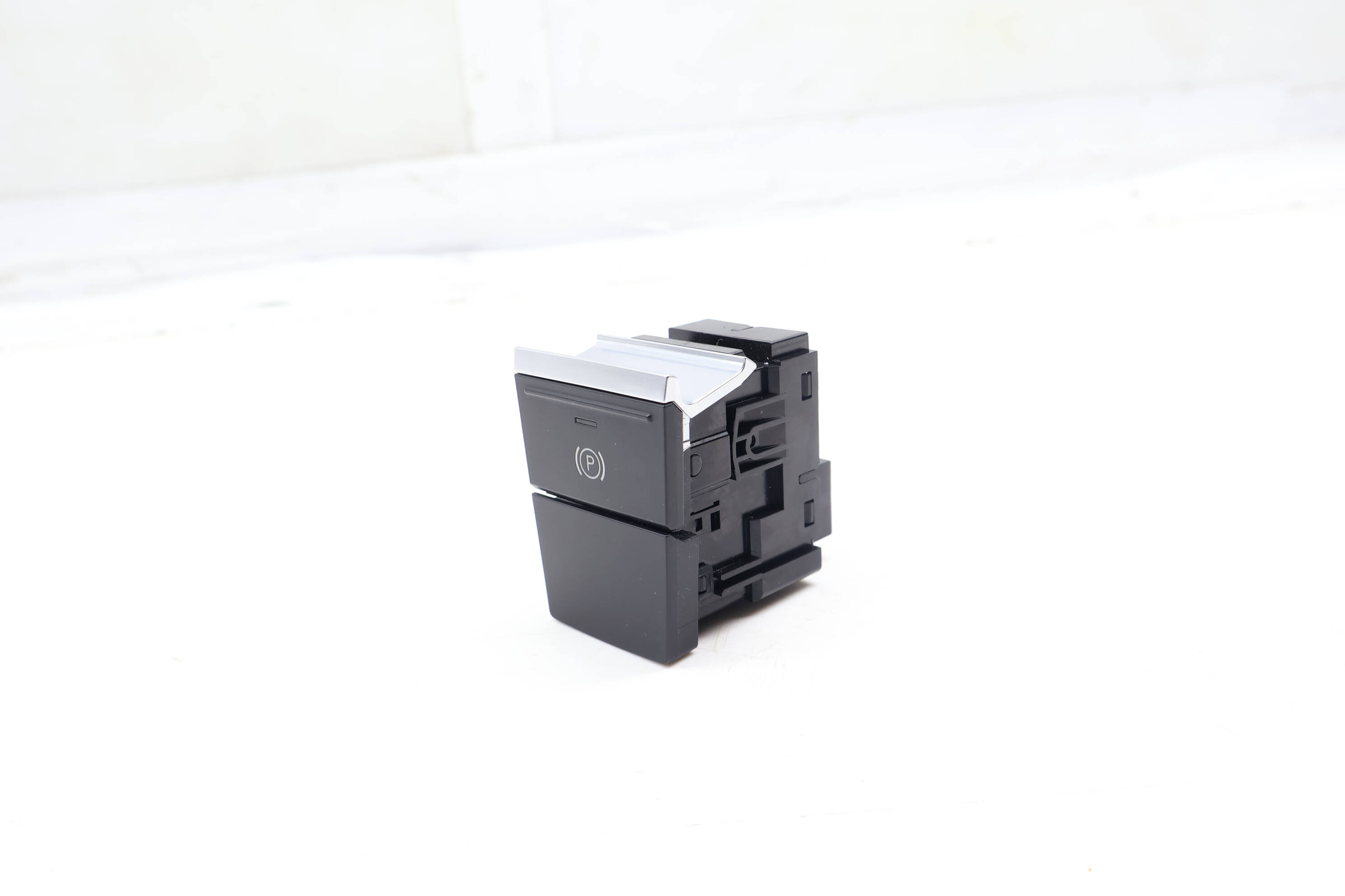 Parking Brake Switch / Button 4N0927225A